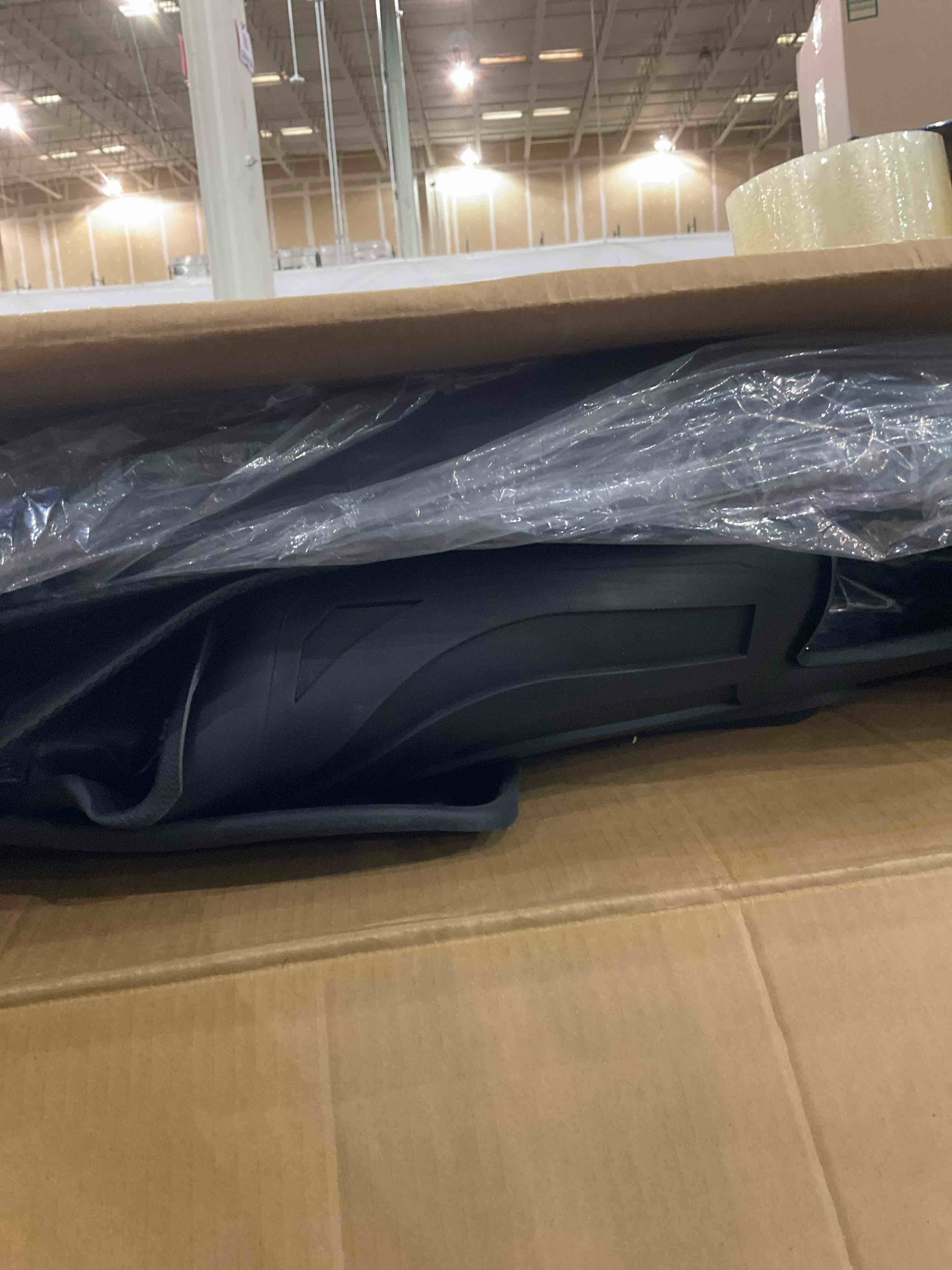 https://s3.amazonaws.com/lotting-images-prod/BargainHunt/EXS01567601_1715955485503.jpeg