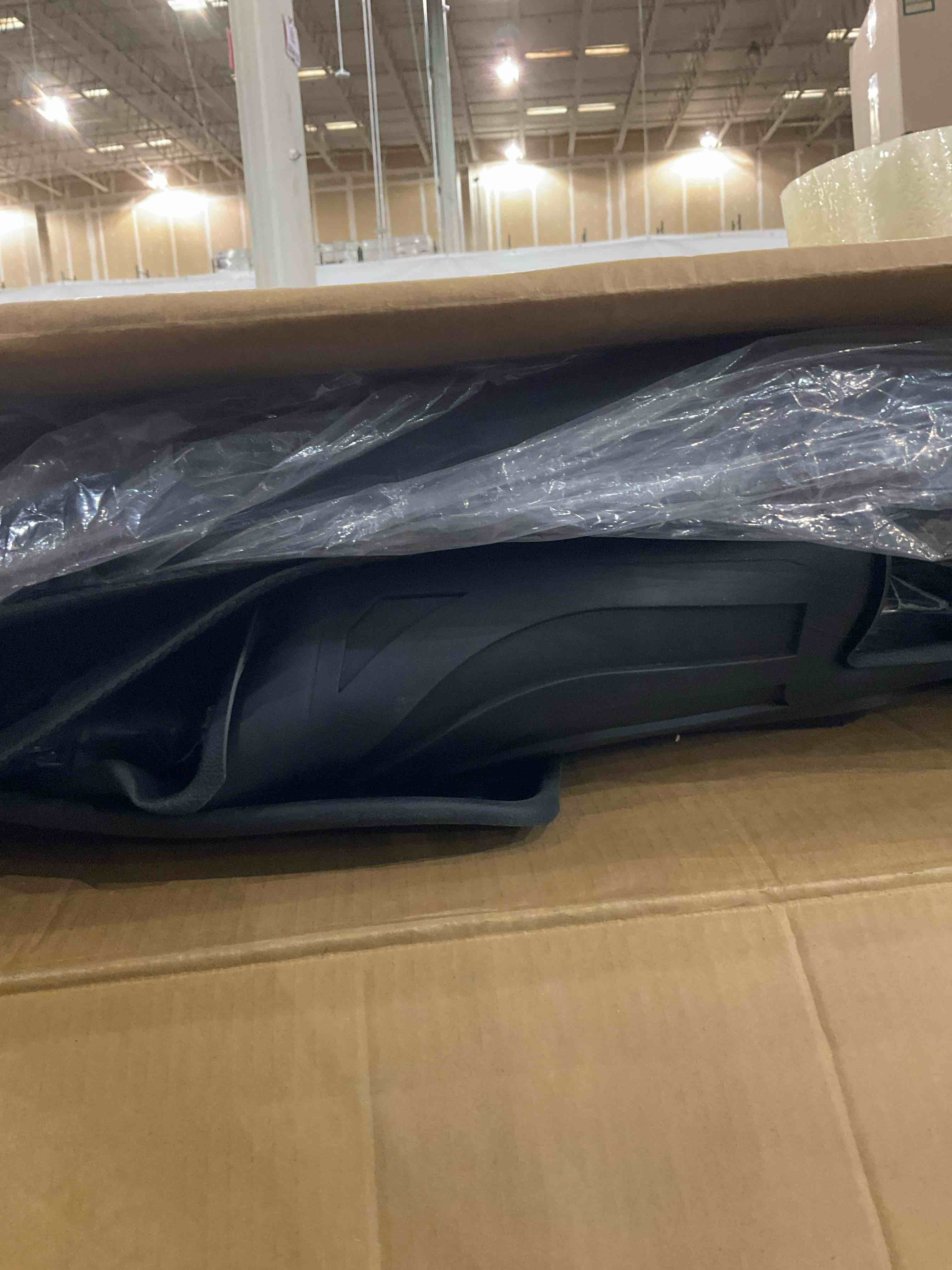 https://s3.amazonaws.com/lotting-images-prod/BargainHunt/EXS01567601_1715955486900.jpeg