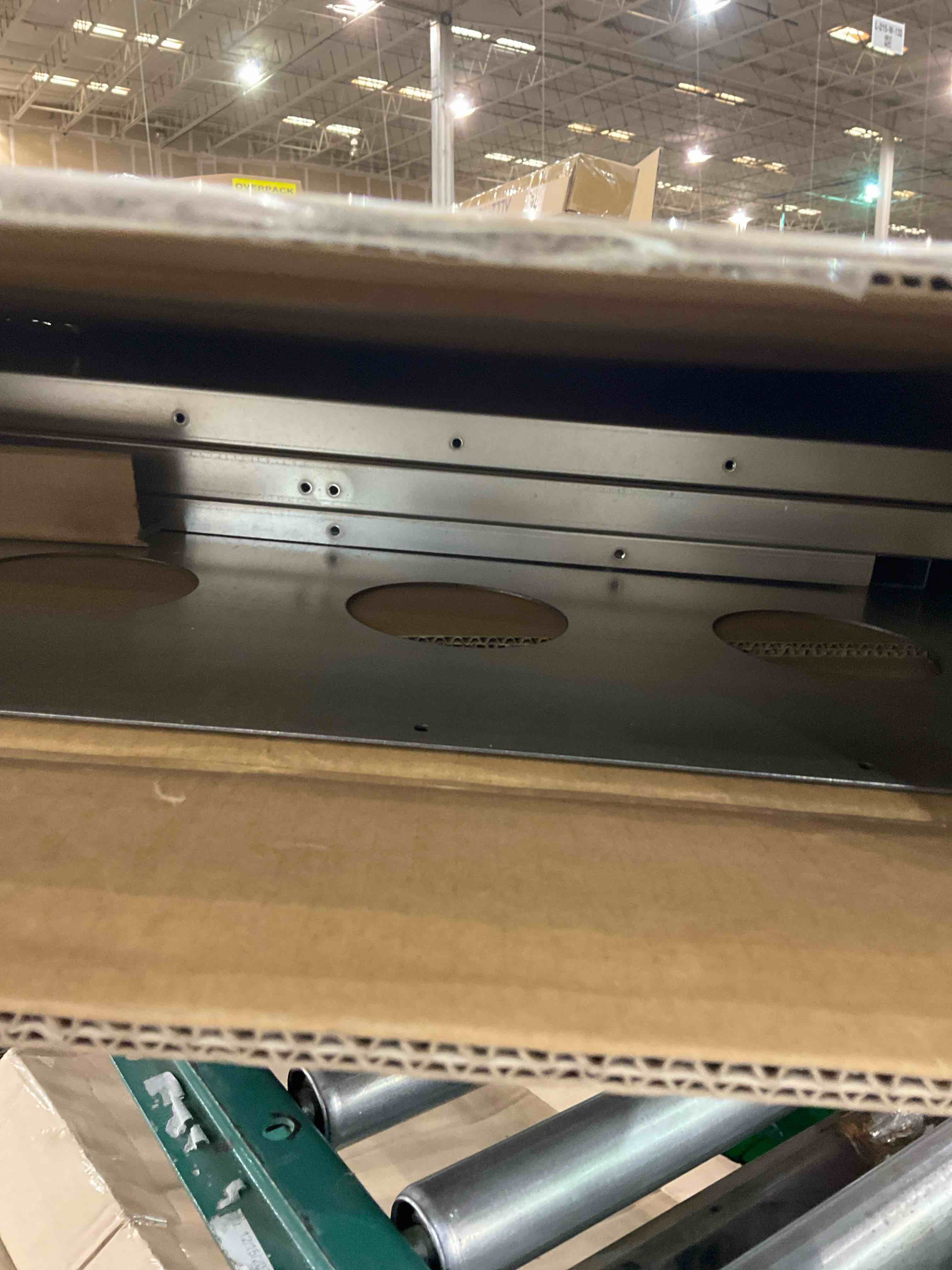 https://s3.amazonaws.com/lotting-images-prod/BargainHunt/EXS01567678_1715971224121.jpeg