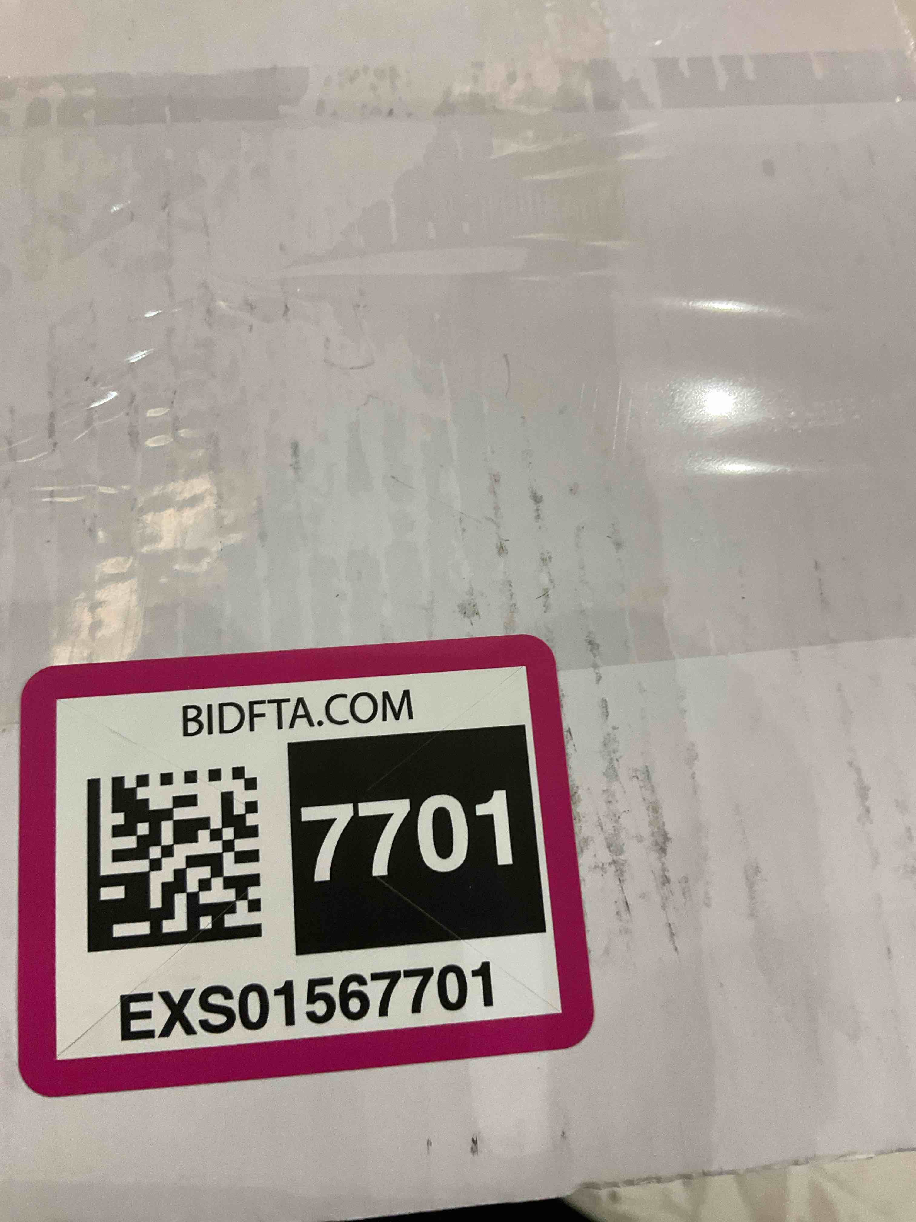 https://s3.amazonaws.com/lotting-images-prod/BargainHunt/EXS01567701_1716205151868.jpeg
