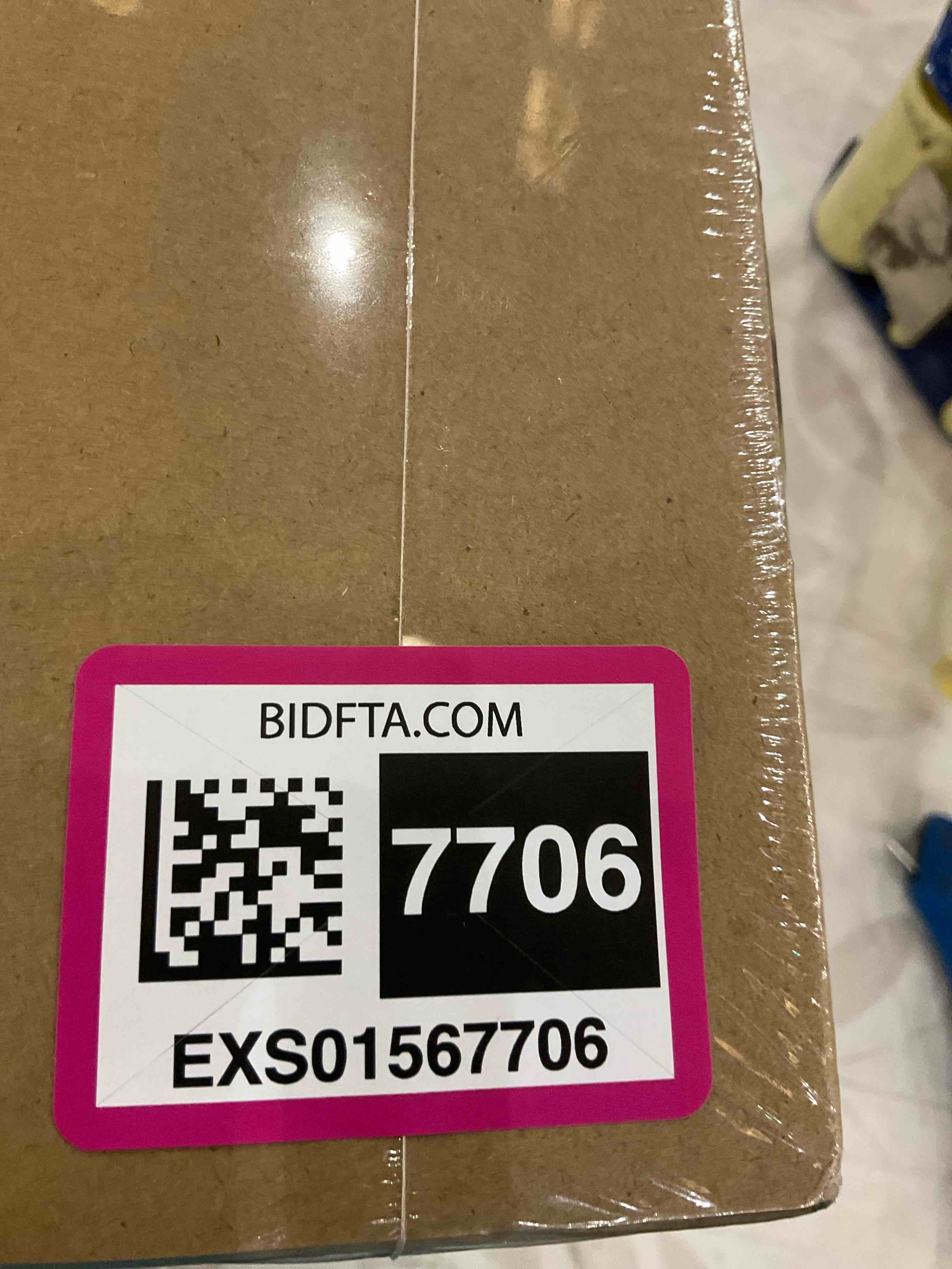 https://s3.amazonaws.com/lotting-images-prod/BargainHunt/EXS01567706_1716205646175.jpeg