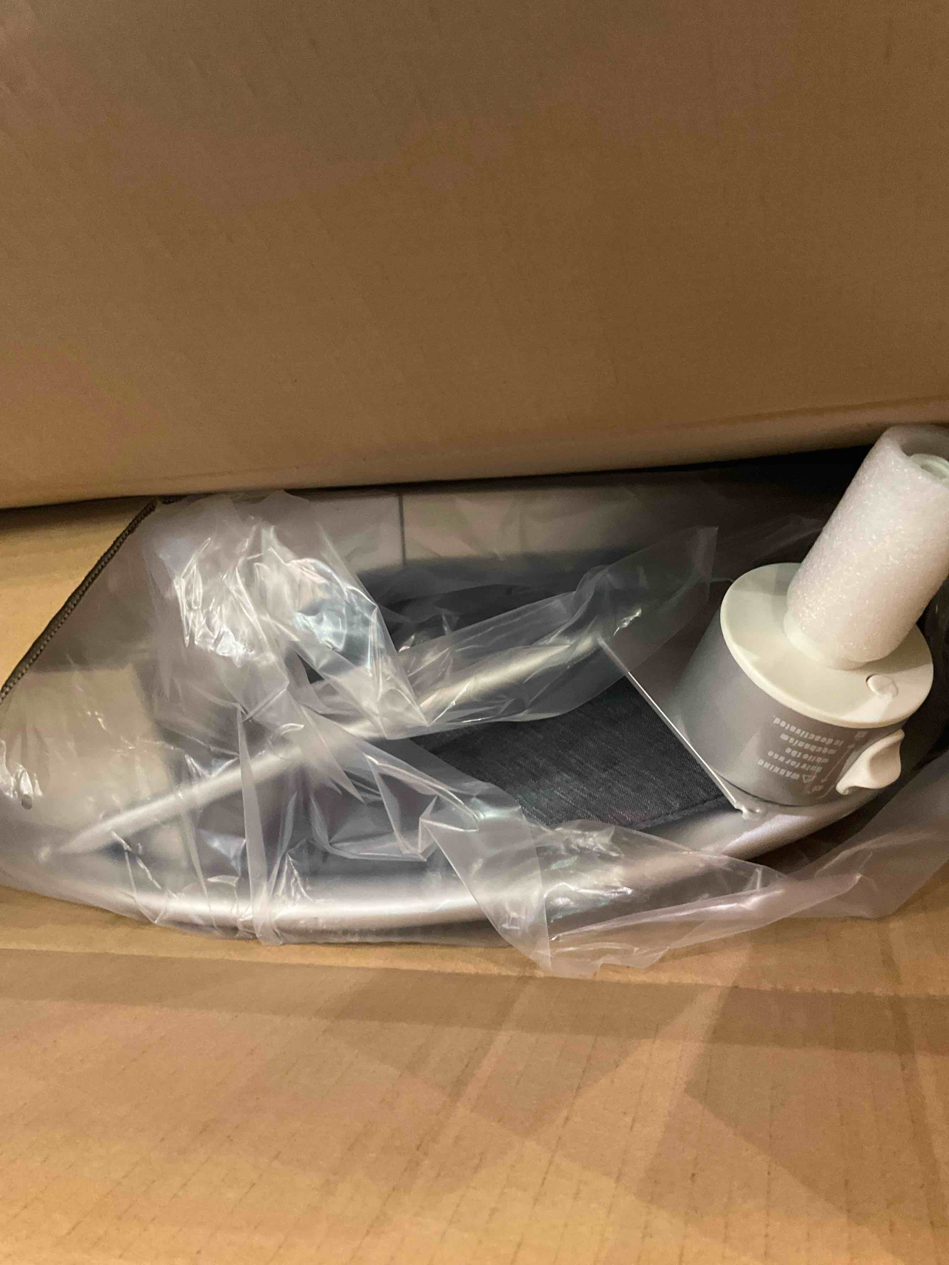 https://s3.amazonaws.com/lotting-images-prod/BargainHunt/EXS01567753_1716211353054.jpeg