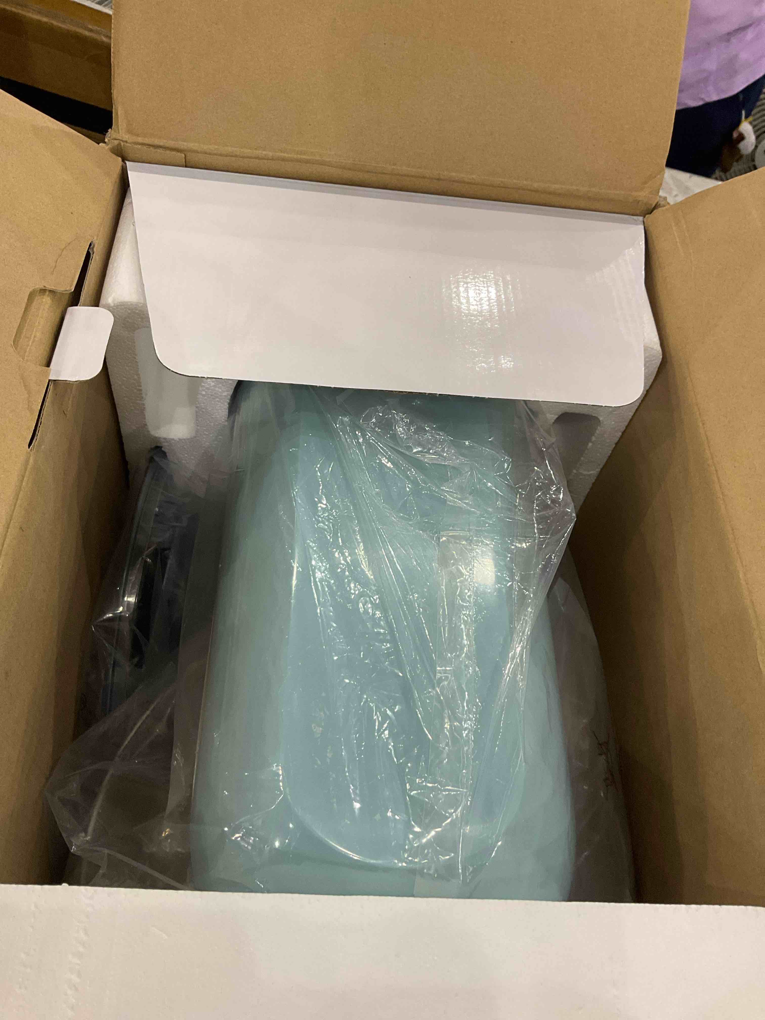 https://s3.amazonaws.com/lotting-images-prod/BargainHunt/EXS01567907_1716291965642.jpeg