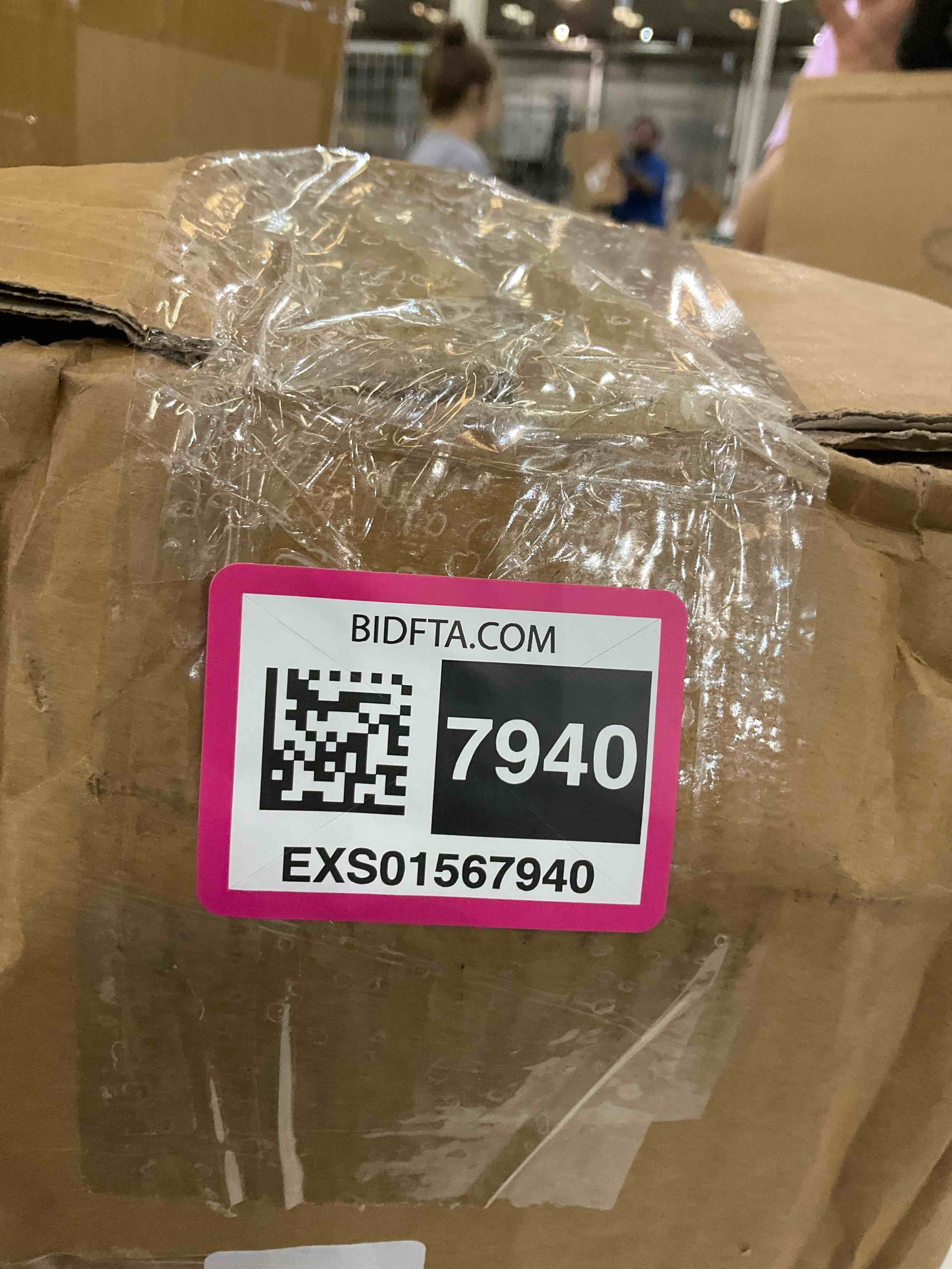https://s3.amazonaws.com/lotting-images-prod/BargainHunt/EXS01567940_1716295878431.jpeg