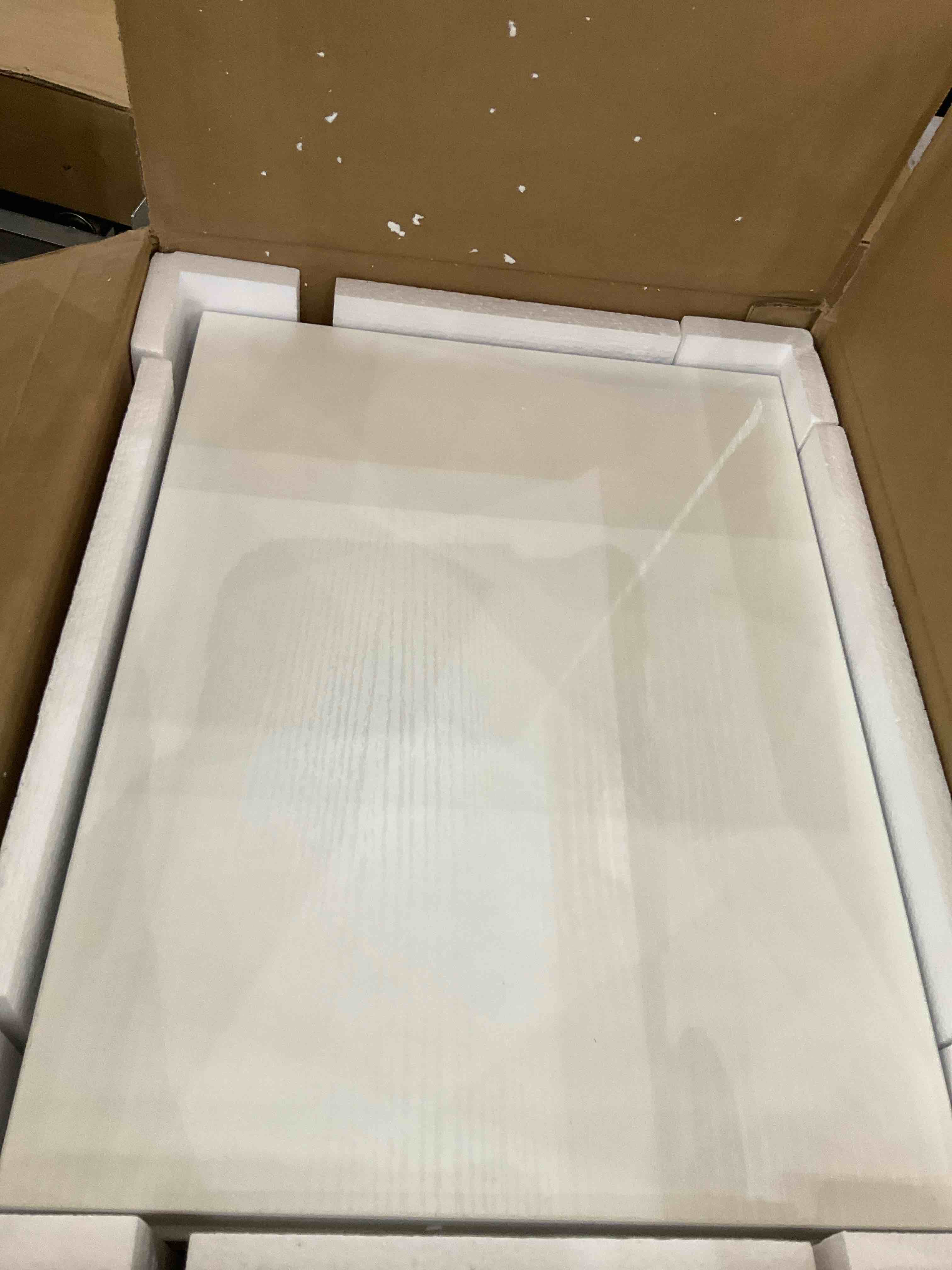 https://s3.amazonaws.com/lotting-images-prod/BargainHunt/EXS01567944_1716297789260.jpeg