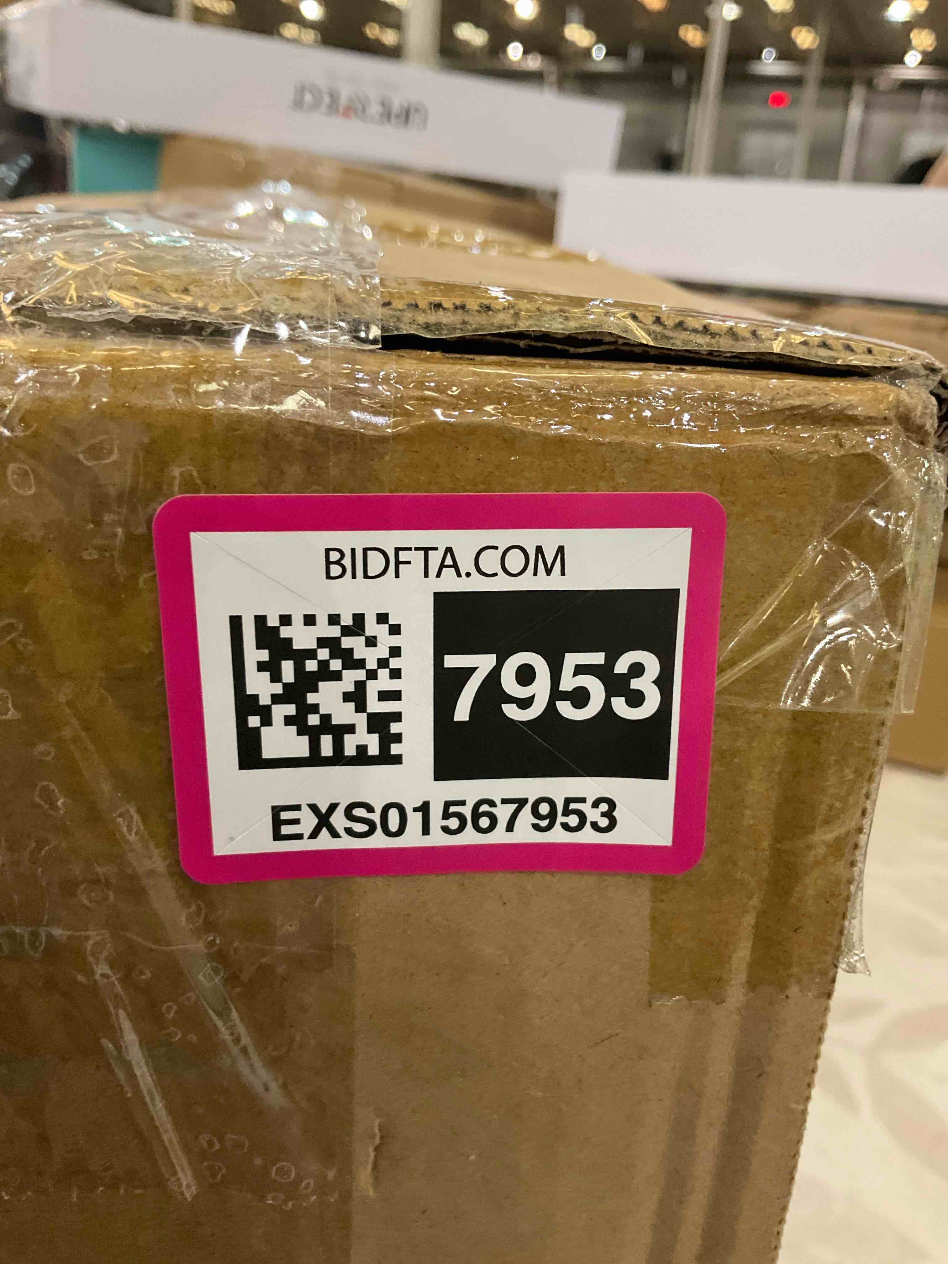 https://s3.amazonaws.com/lotting-images-prod/BargainHunt/EXS01567953_1716298942271.jpeg