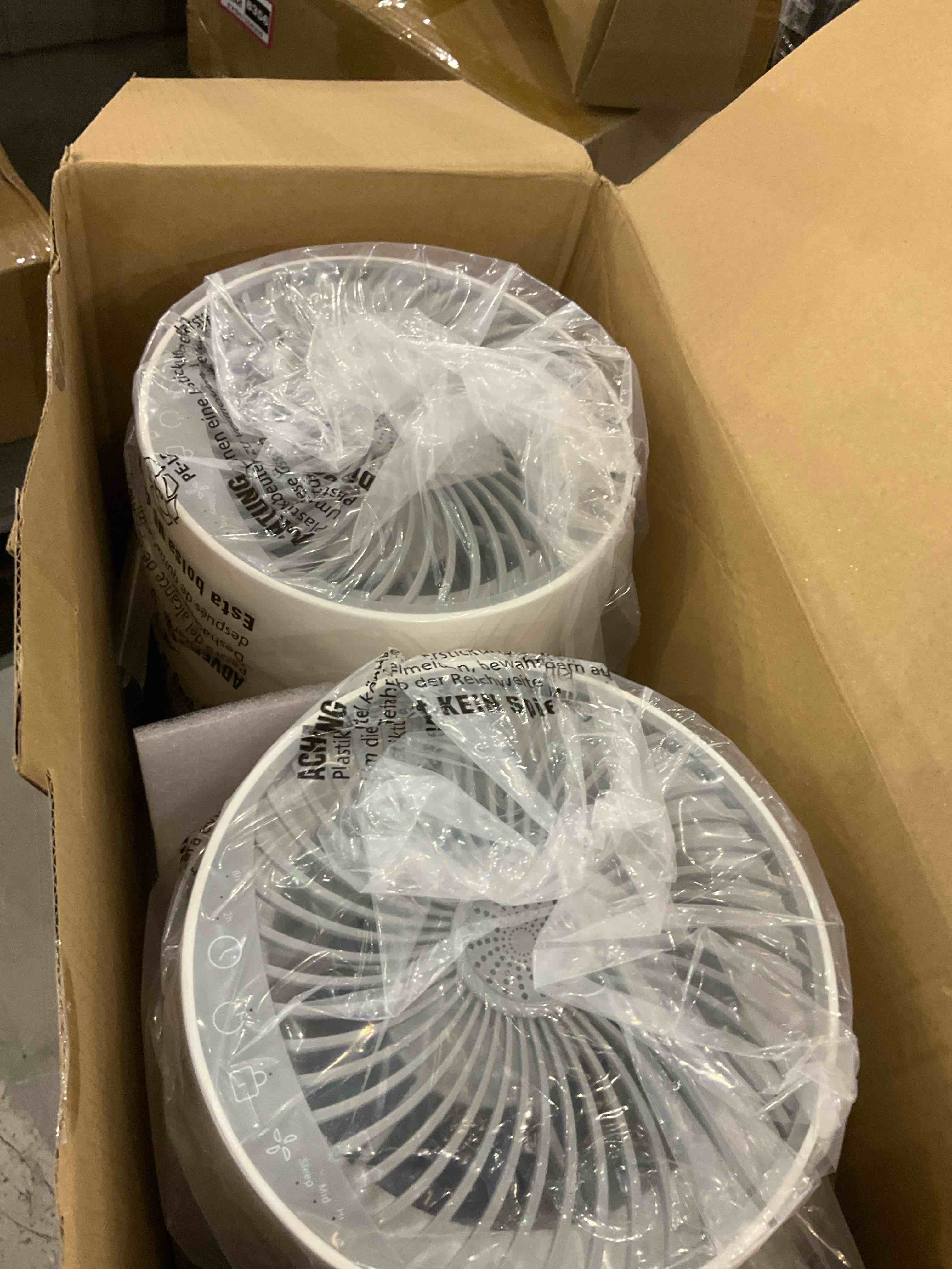 https://s3.amazonaws.com/lotting-images-prod/BargainHunt/EXS01568125_1715880888126.jpeg