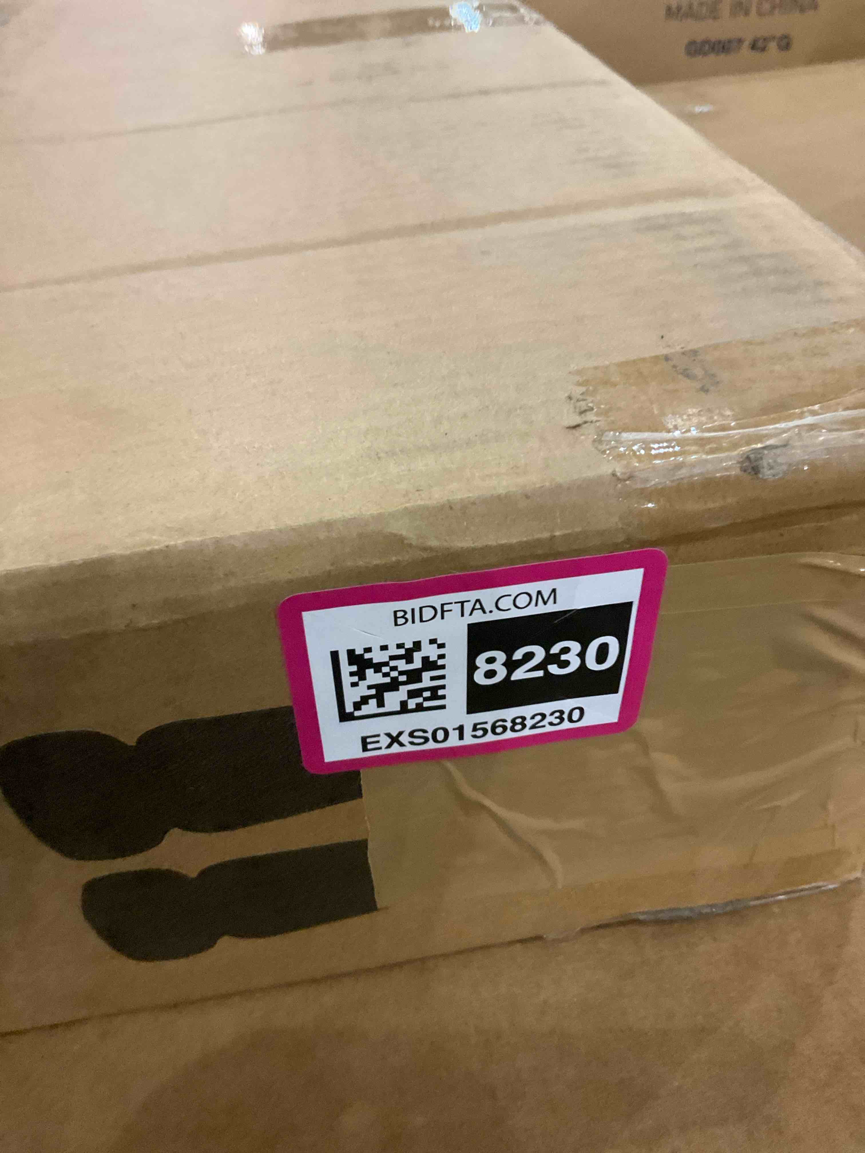https://s3.amazonaws.com/lotting-images-prod/BargainHunt/EXS01568230_1715959200431.jpeg