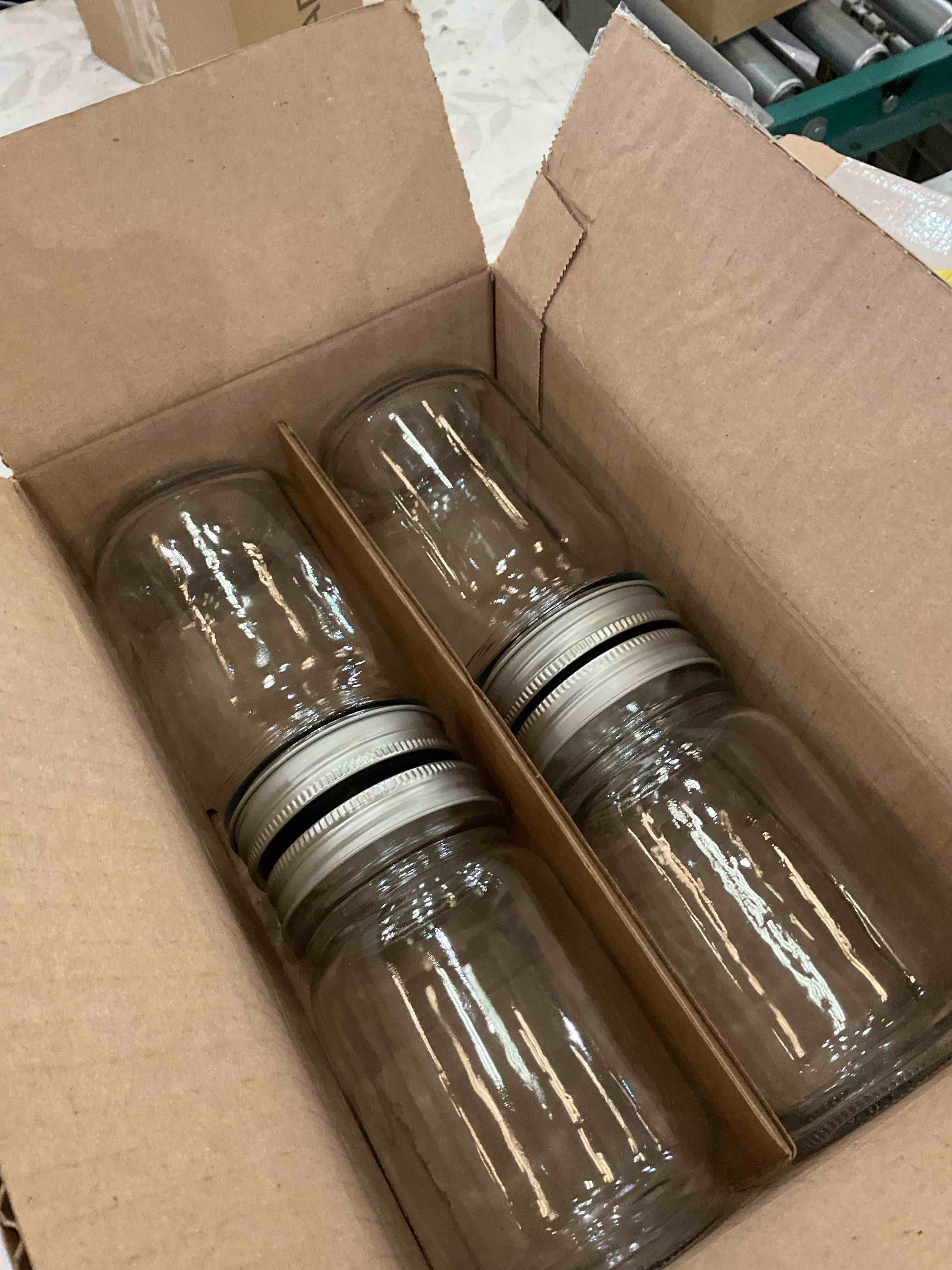 https://s3.amazonaws.com/lotting-images-prod/BargainHunt/EXS01568800_1716474227341.jpeg