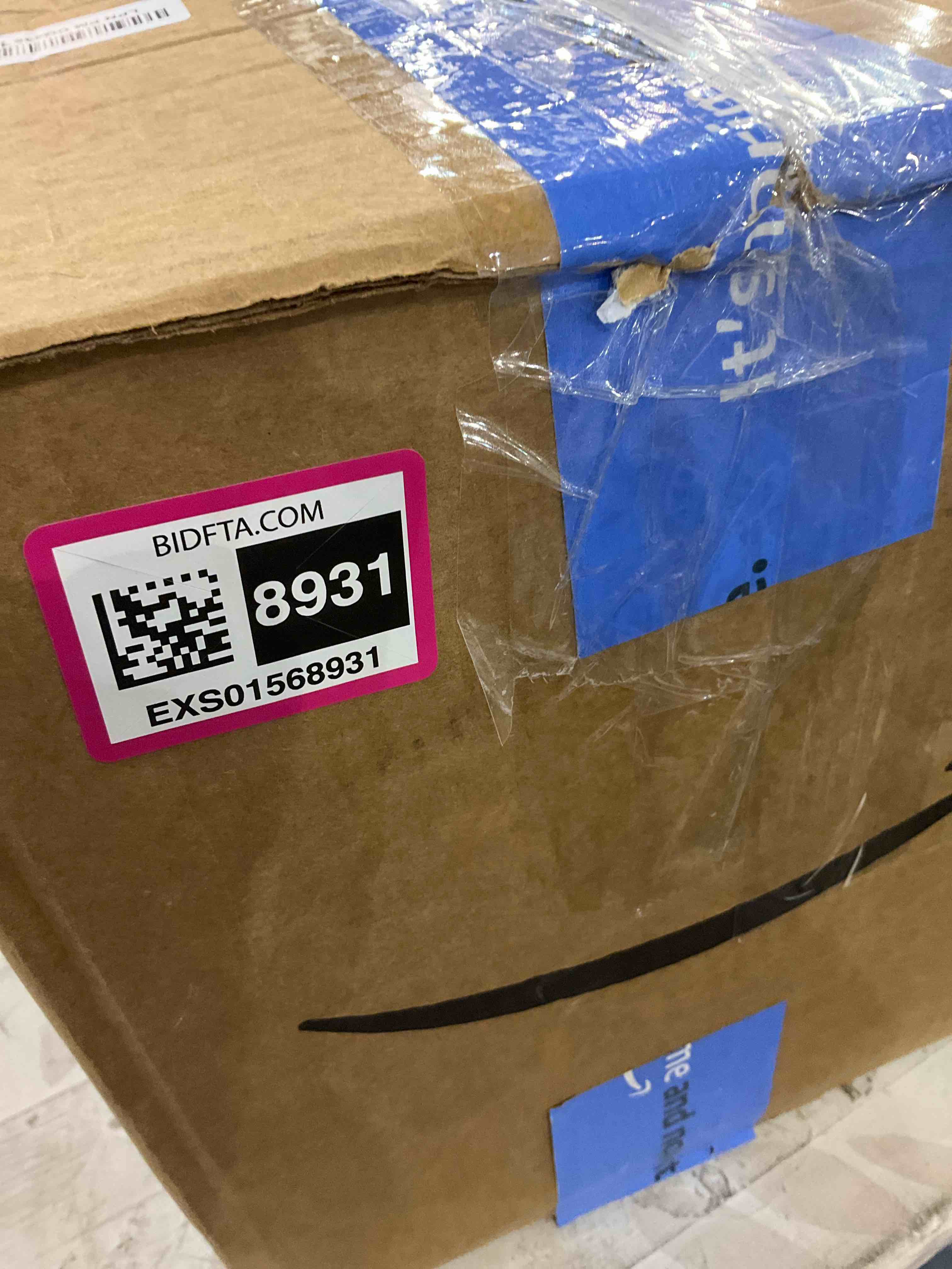https://s3.amazonaws.com/lotting-images-prod/BargainHunt/EXS01568931_1716895312239.jpeg