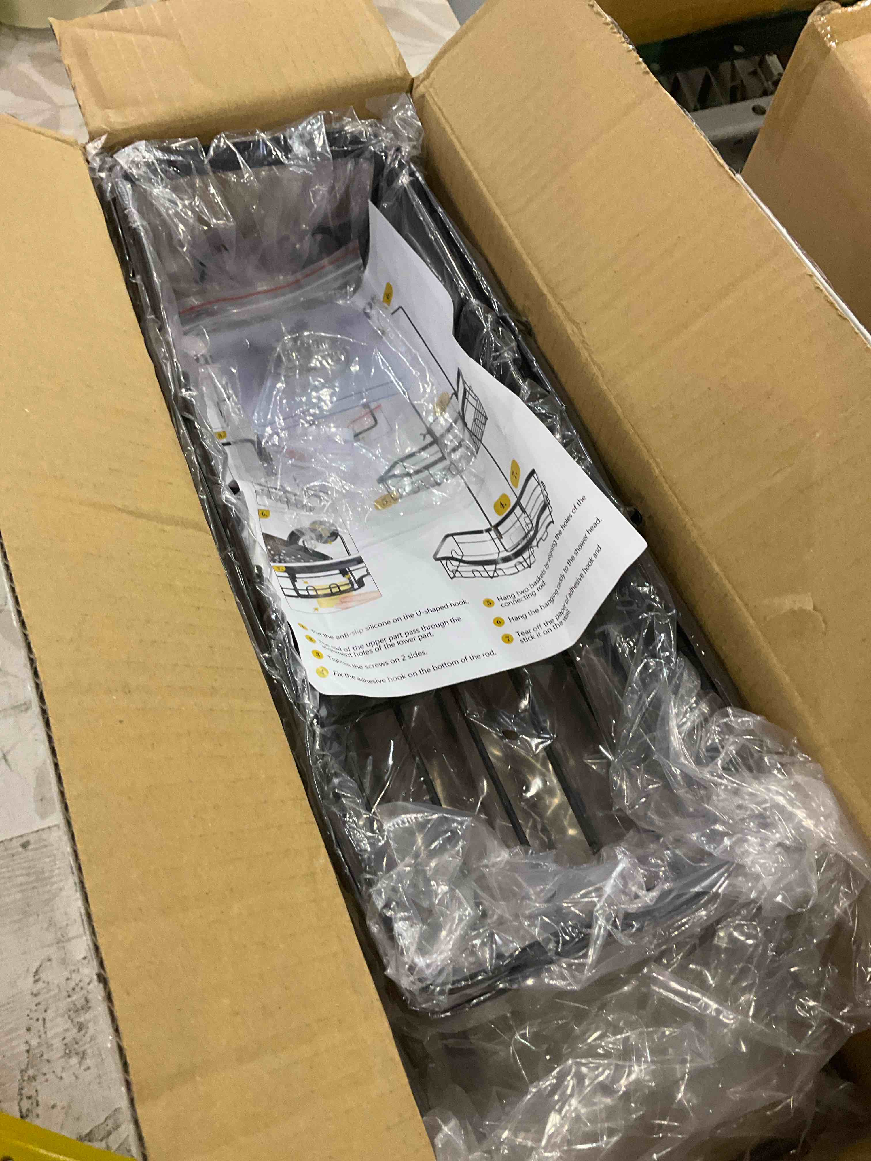 https://s3.amazonaws.com/lotting-images-prod/BargainHunt/EXS01568933_1716895453349.jpeg