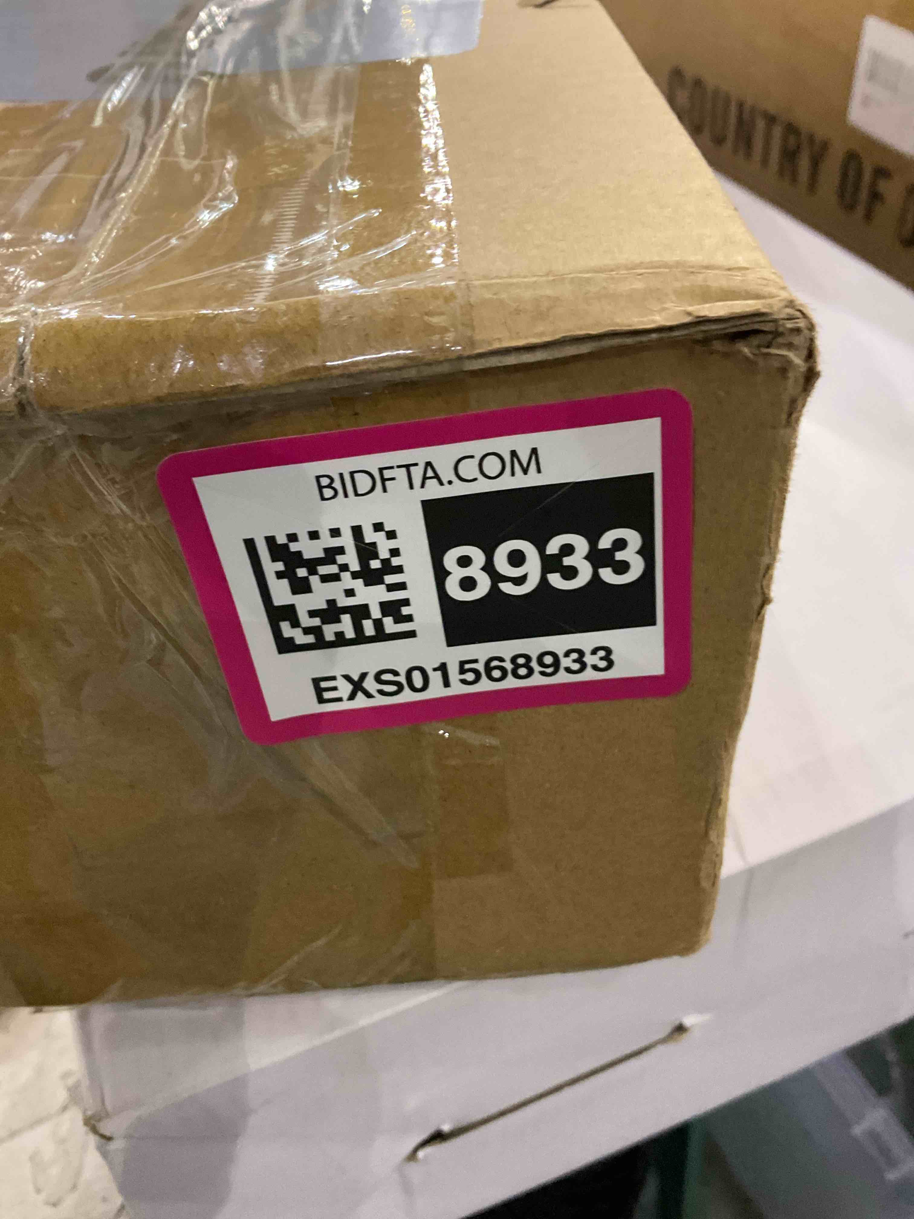 https://s3.amazonaws.com/lotting-images-prod/BargainHunt/EXS01568933_1716895471448.jpeg