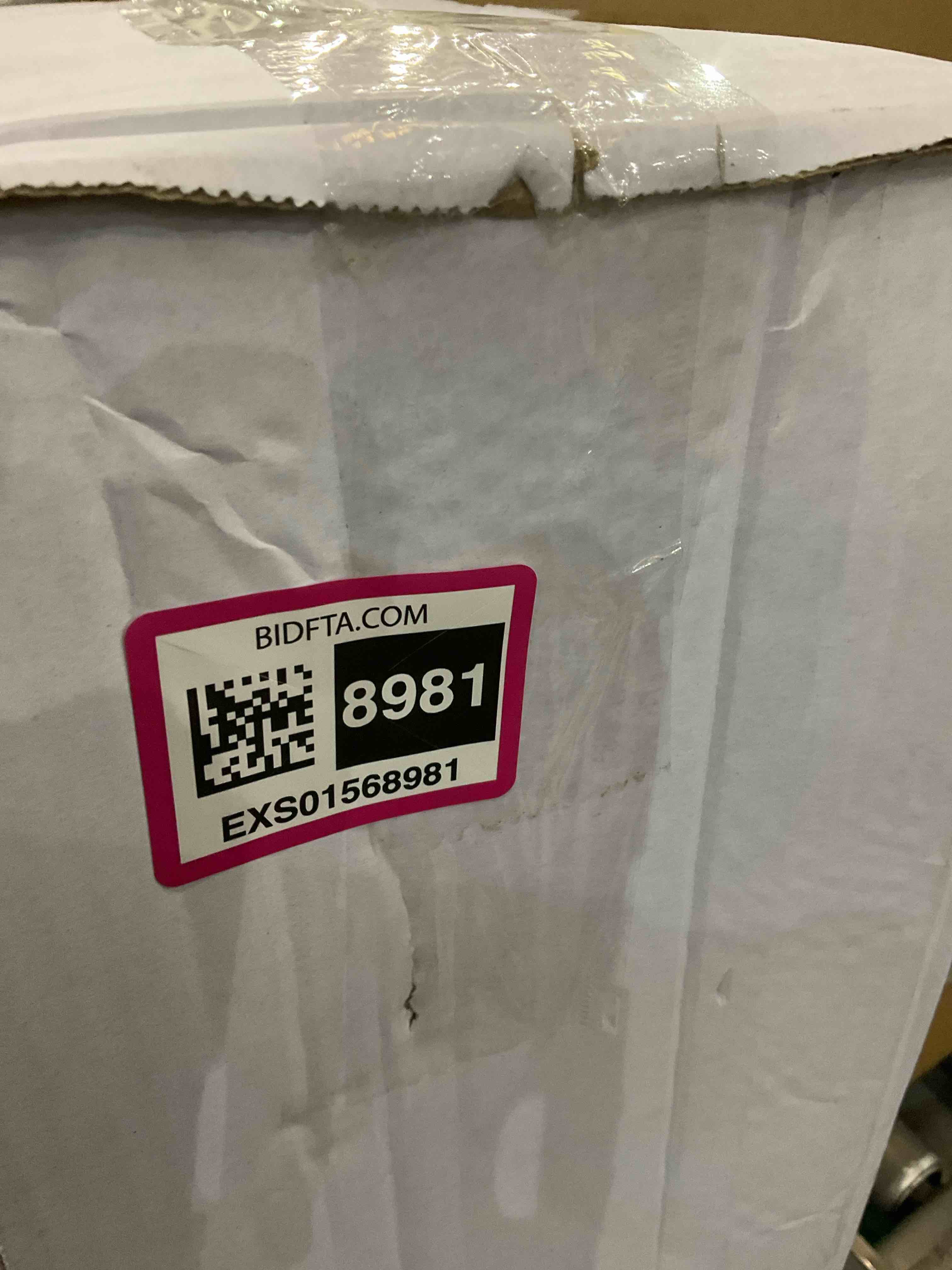 https://s3.amazonaws.com/lotting-images-prod/BargainHunt/EXS01568981_1716899949039.jpeg
