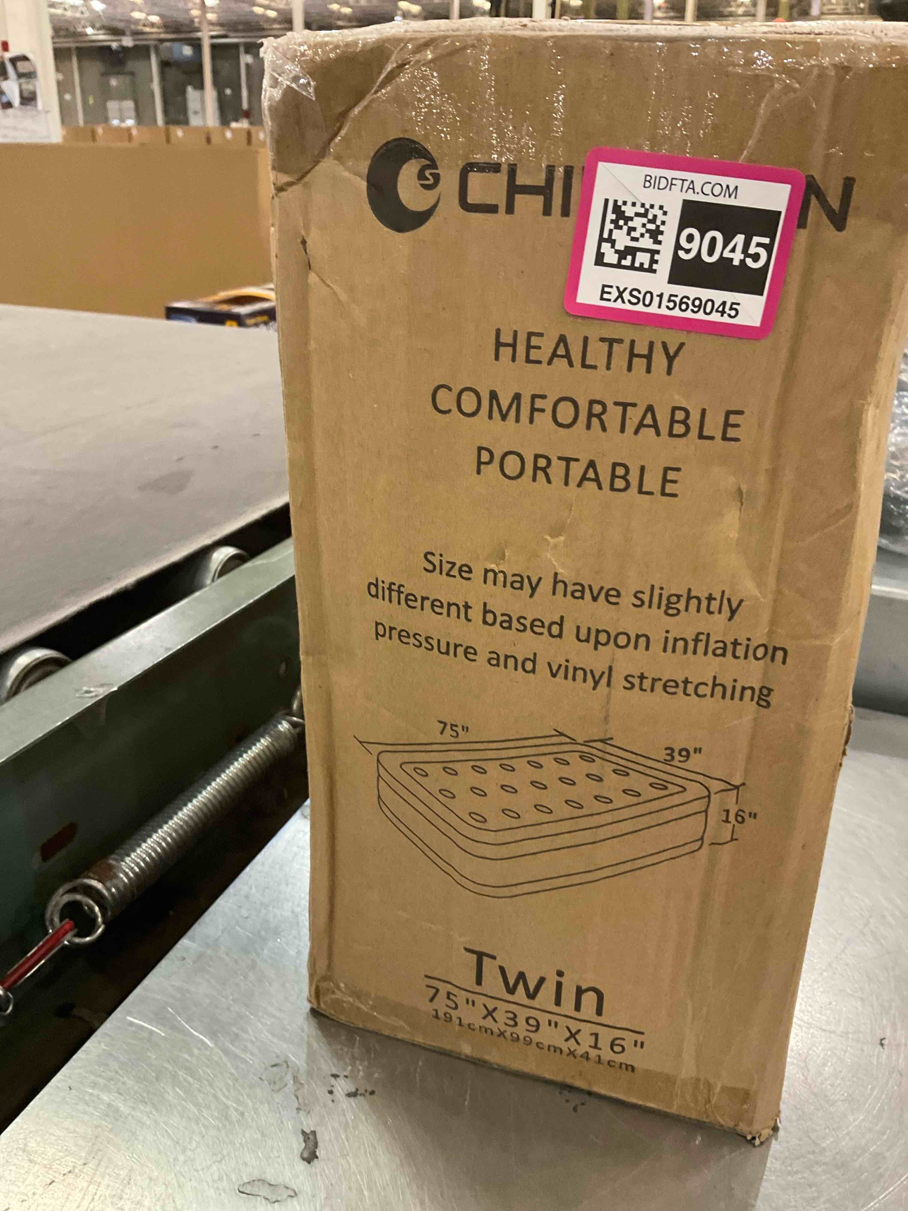 https://s3.amazonaws.com/lotting-images-prod/BargainHunt/EXS01569045_1718125931934.jpeg
