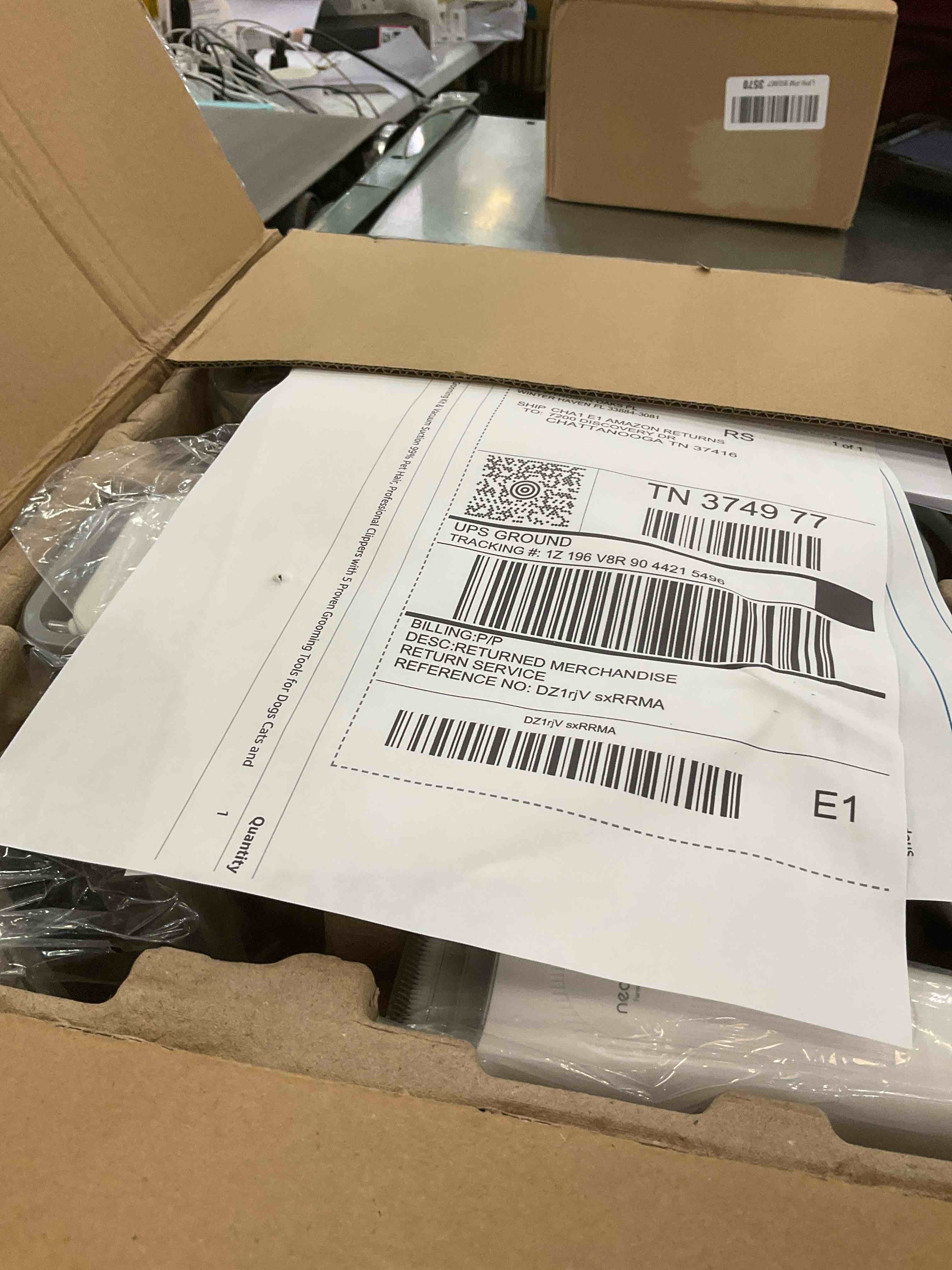 https://s3.amazonaws.com/lotting-images-prod/BargainHunt/EXS01569052_1718126511441.jpeg