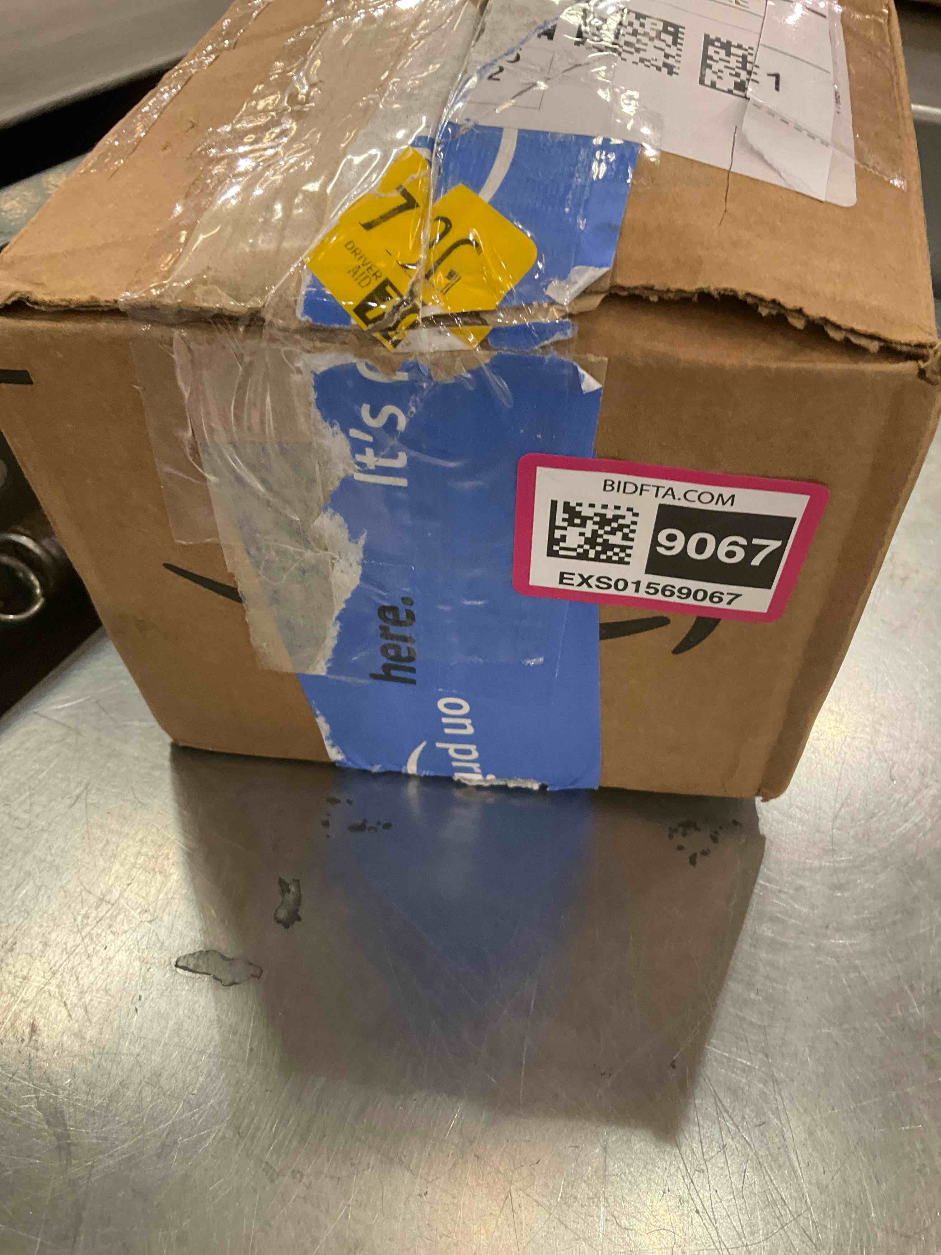 https://s3.amazonaws.com/lotting-images-prod/BargainHunt/EXS01569067_1718128164362.jpeg