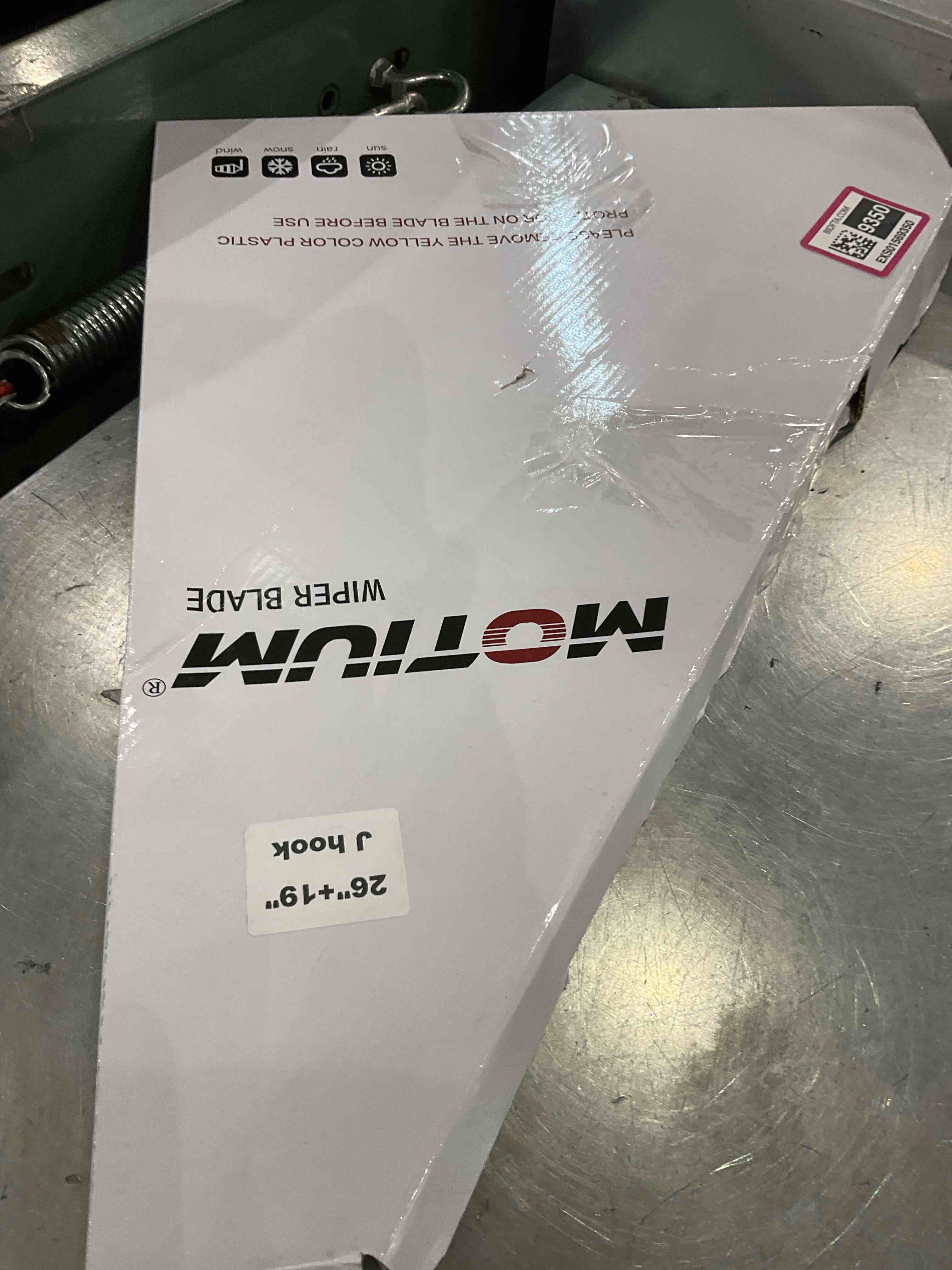 https://s3.amazonaws.com/lotting-images-prod/BargainHunt/EXS01569350_1718277403361.jpeg