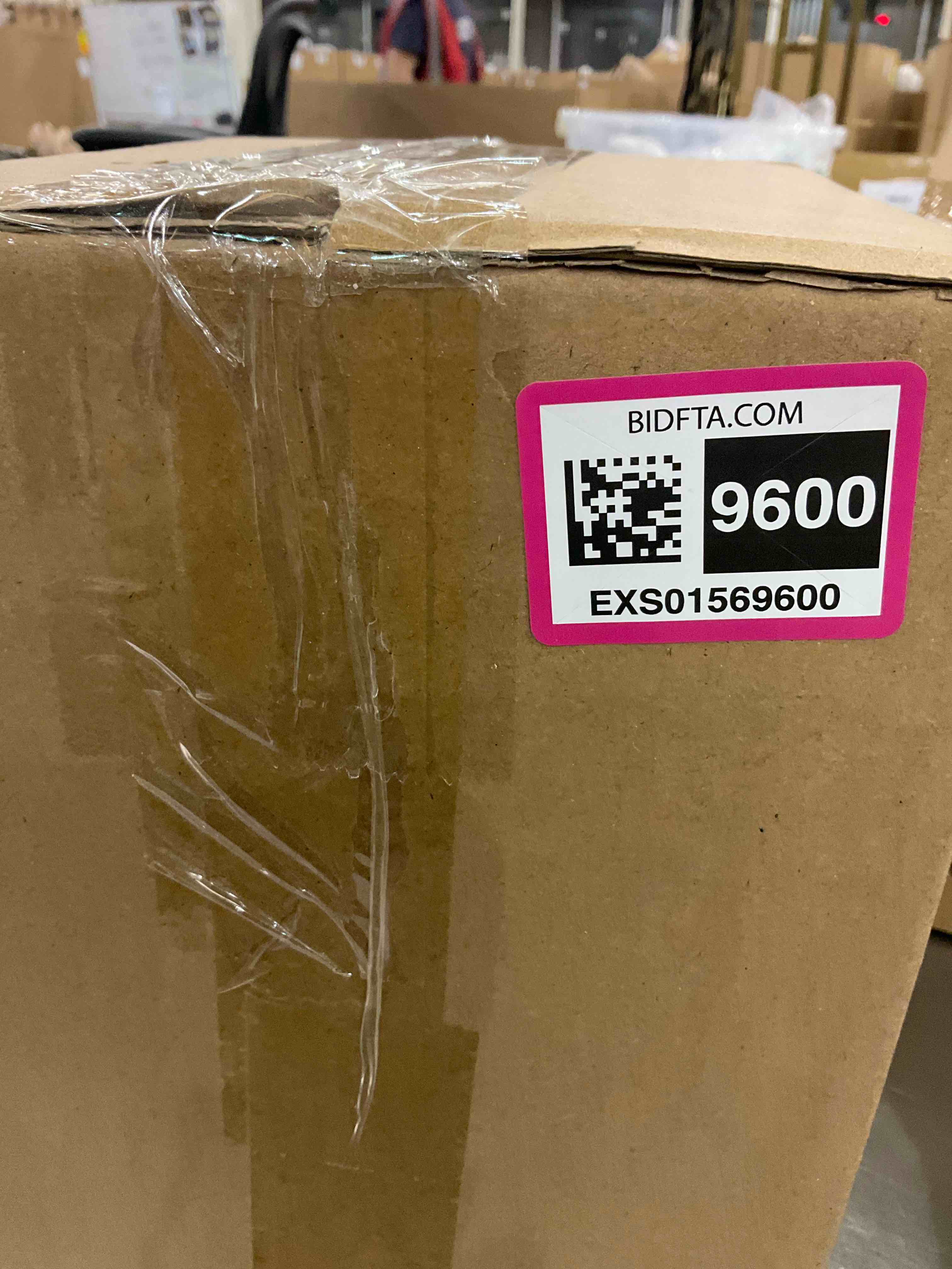 https://s3.amazonaws.com/lotting-images-prod/BargainHunt/EXS01569600_1715885806557.jpeg