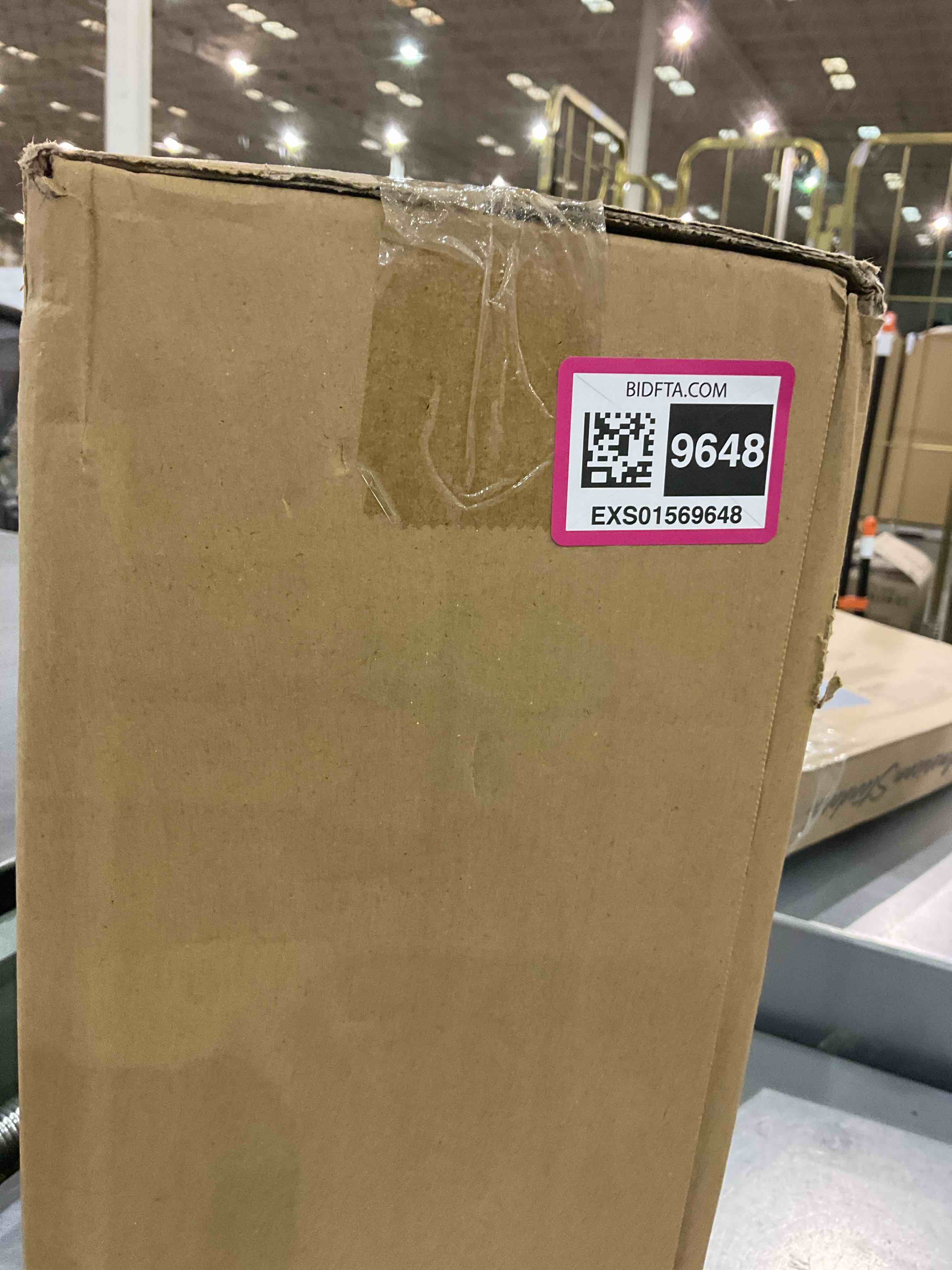 https://s3.amazonaws.com/lotting-images-prod/BargainHunt/EXS01569648_1715948804142.jpeg