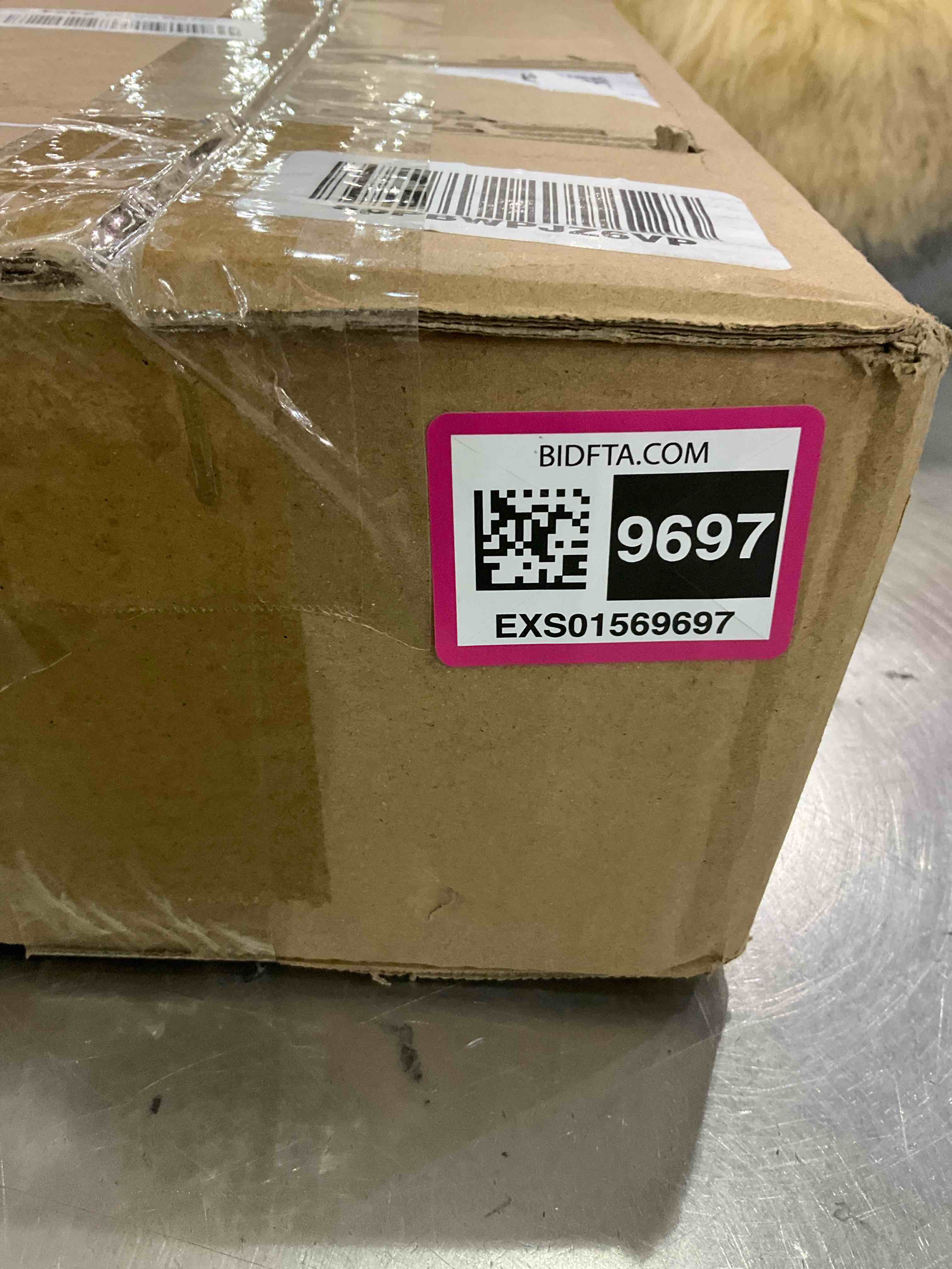 https://s3.amazonaws.com/lotting-images-prod/BargainHunt/EXS01569697_1715955525490.jpeg