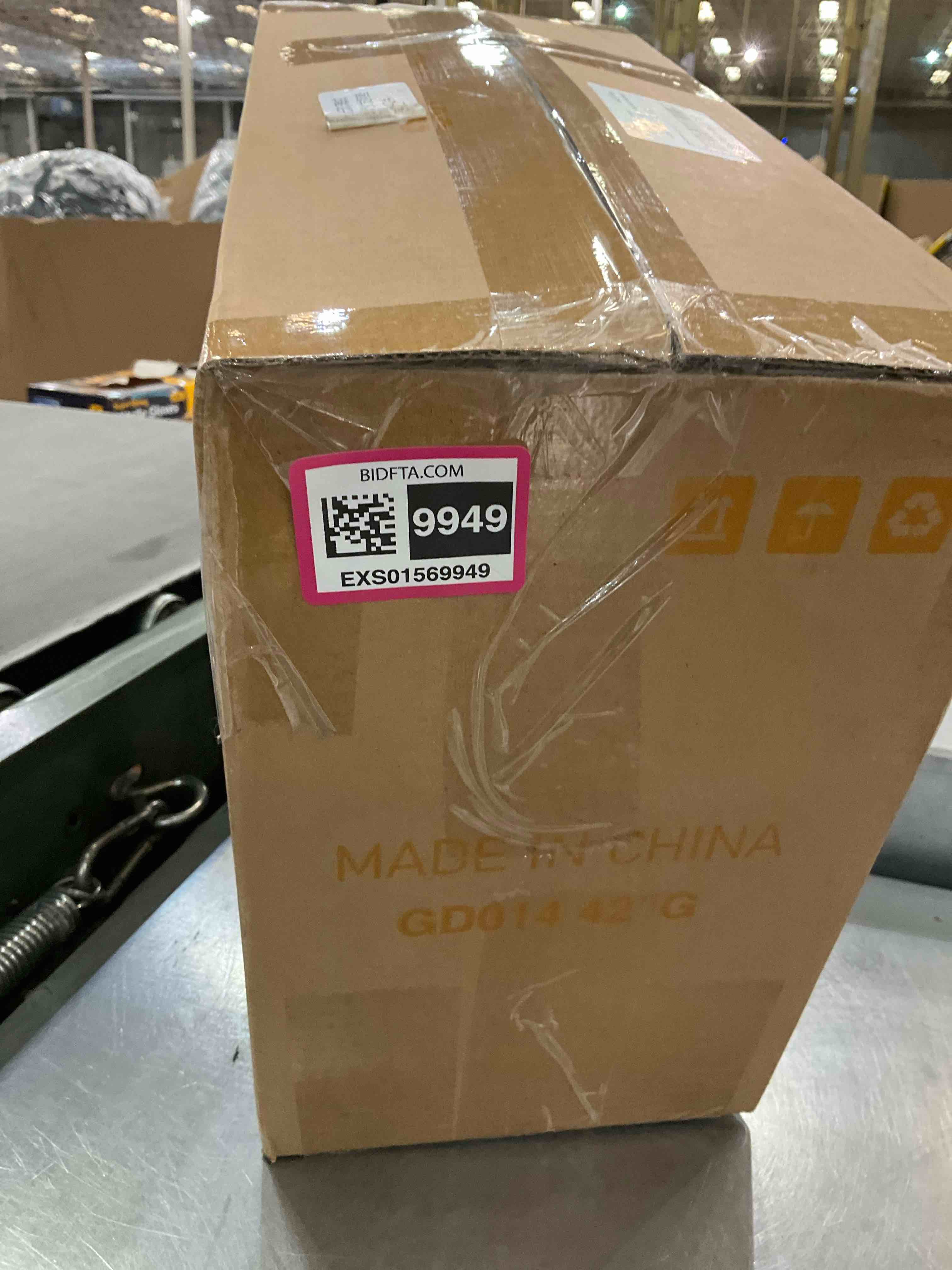 https://s3.amazonaws.com/lotting-images-prod/BargainHunt/EXS01569949_1716219170146.jpeg