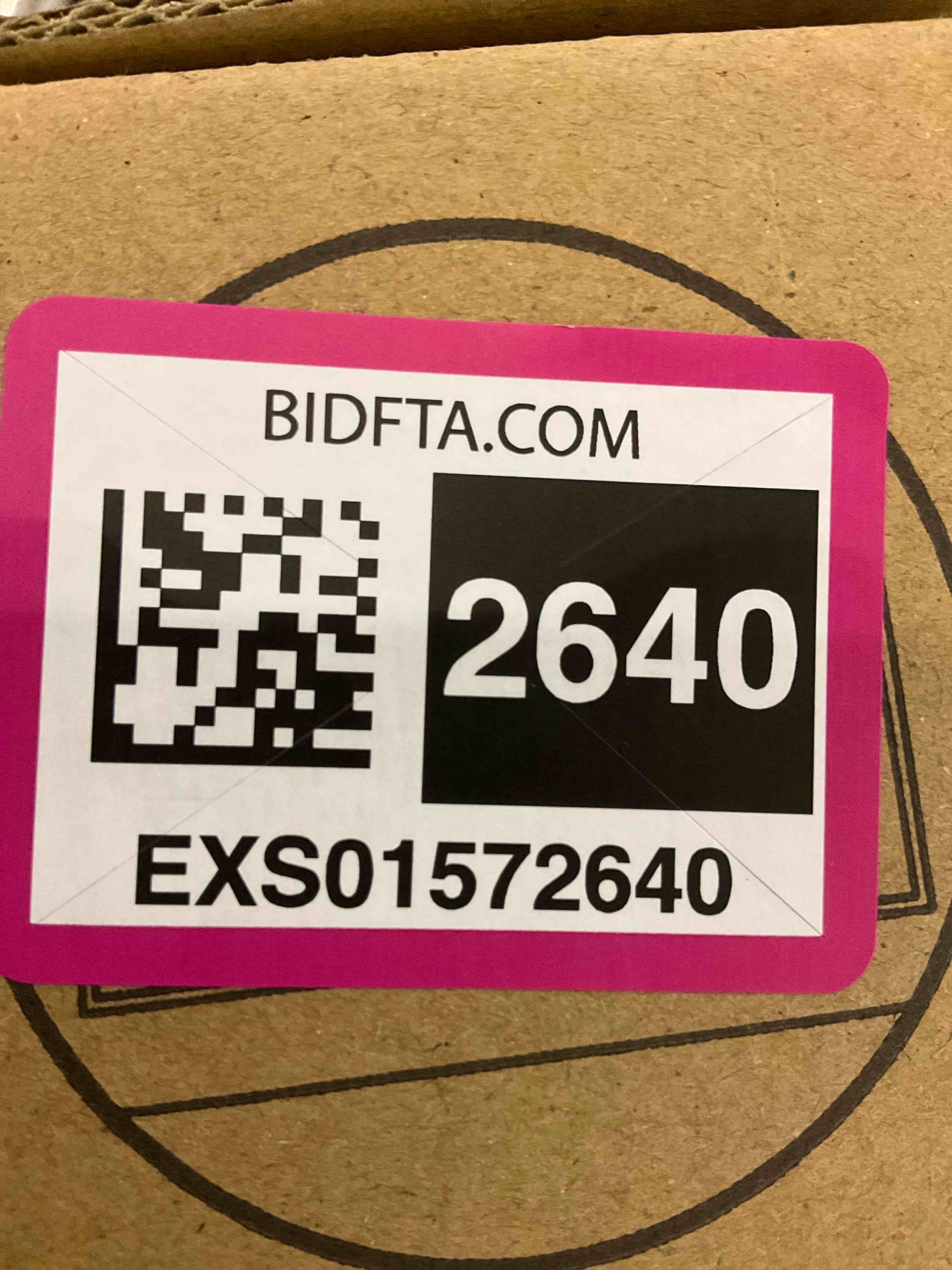 https://s3.amazonaws.com/lotting-images-prod/BargainHunt/EXS01572640_1719402475507.jpeg