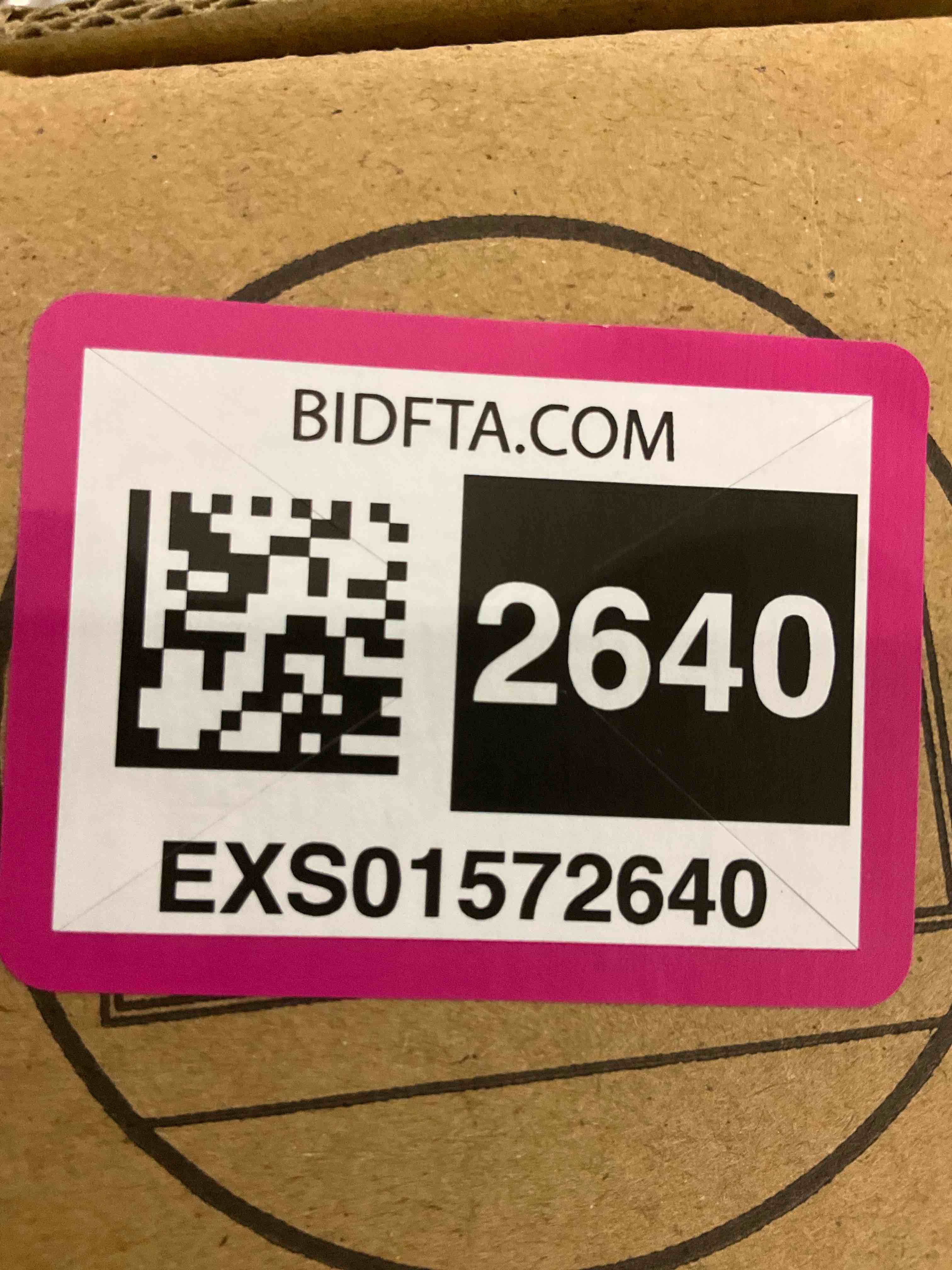 https://s3.amazonaws.com/lotting-images-prod/BargainHunt/EXS01572640_1719402476577.jpeg