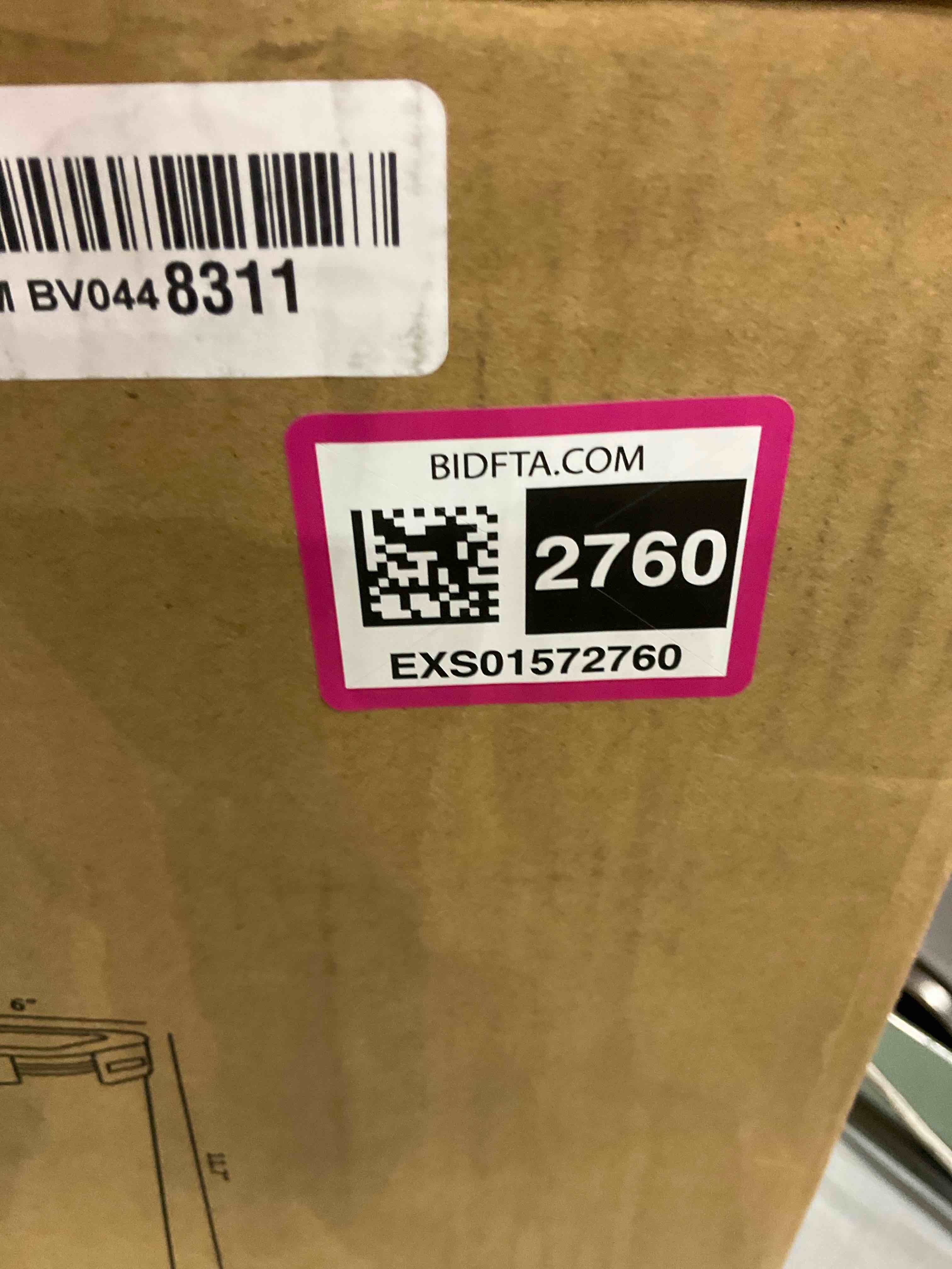 https://s3.amazonaws.com/lotting-images-prod/BargainHunt/EXS01572760_1719575041333.jpeg