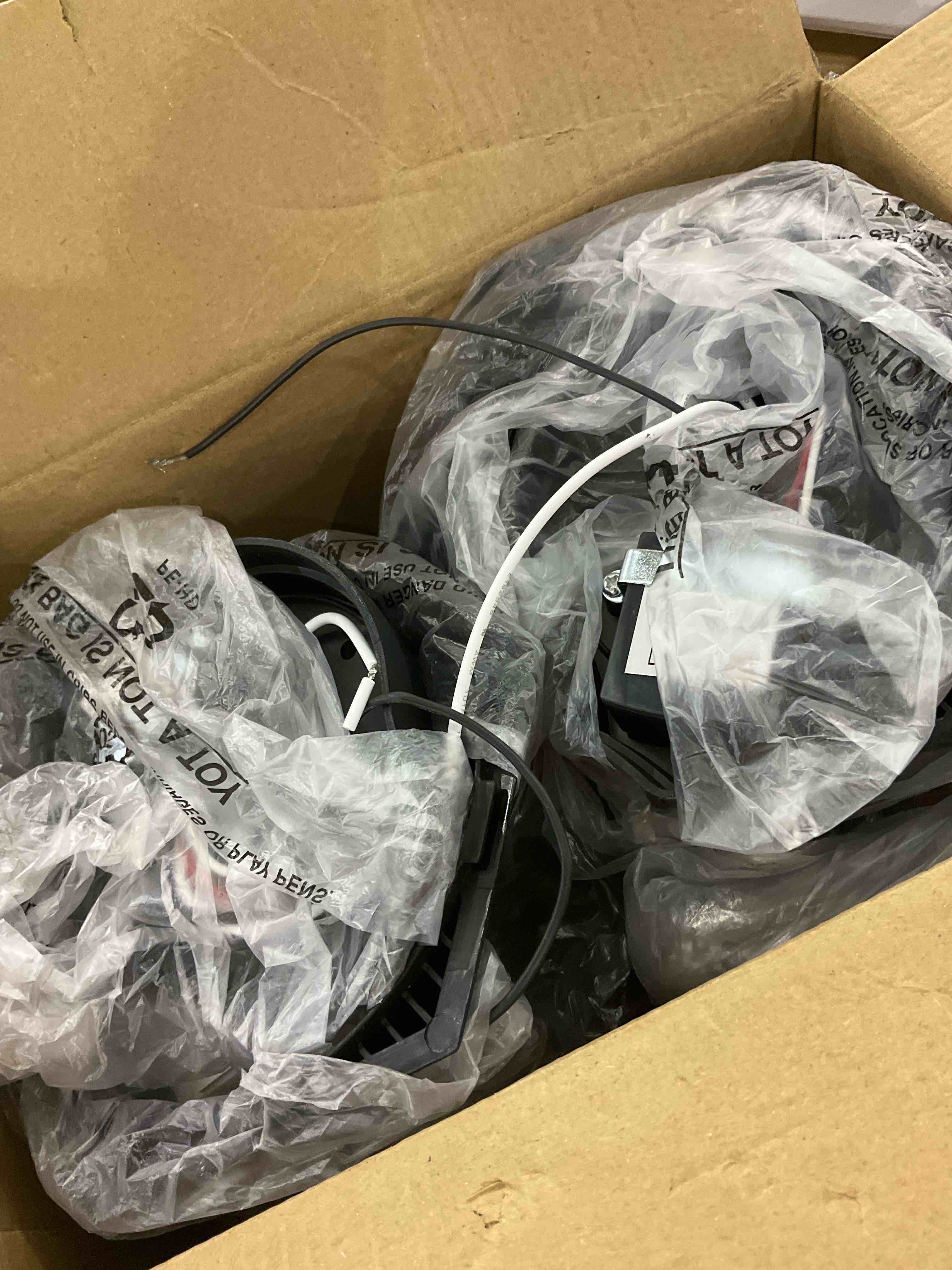 EMART Dusk to Dawn Outdoor Light Fixture, Exterior Waterproof Exterior Light Fixtures, Special Handling Anti-Corrosion Plastic Material, Porch Lights for Garage, Front Porch -Black (Bulb Included)