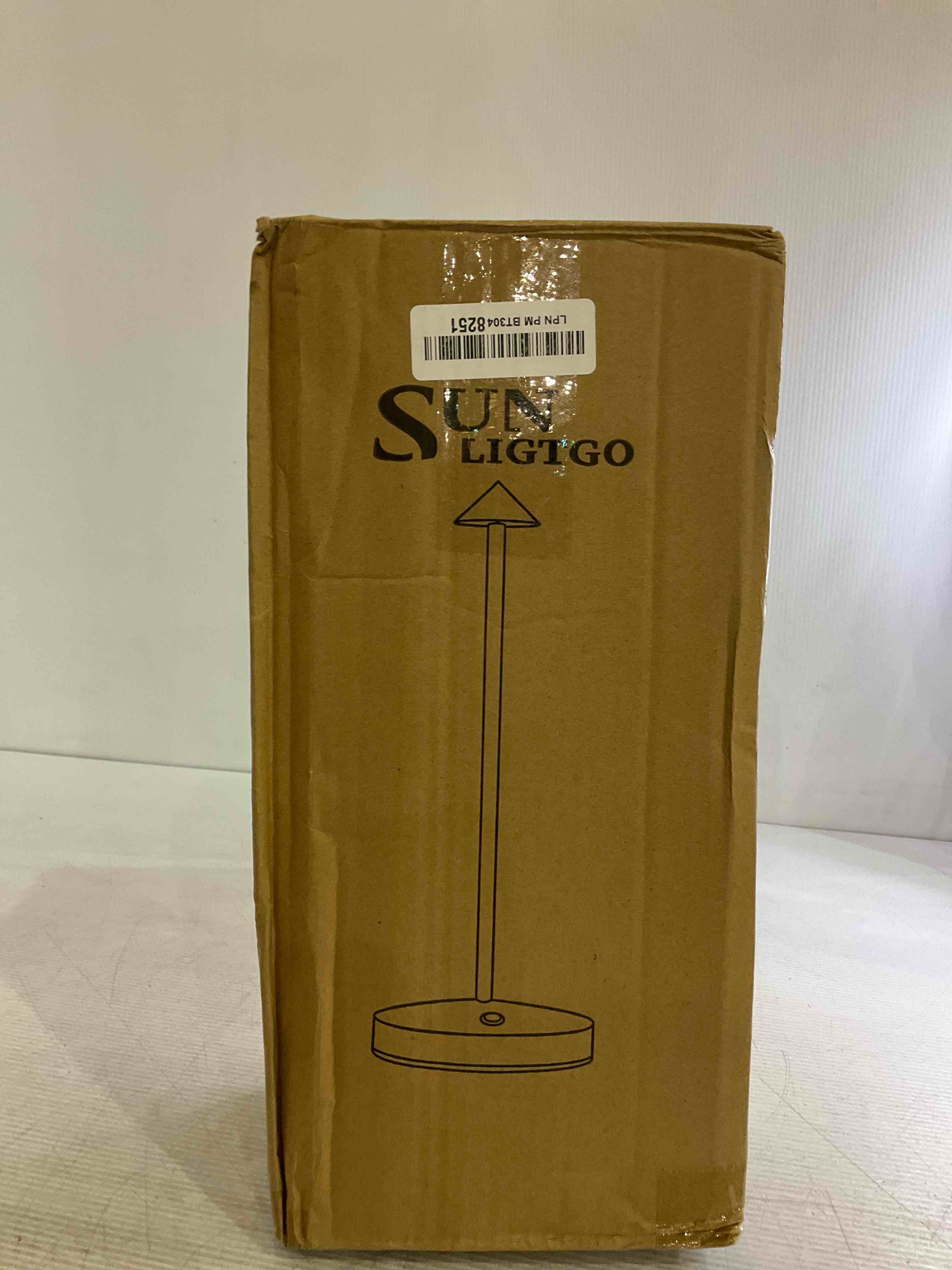 https://s3.amazonaws.com/lotting-images-prod/BargainHunt/EXS01572883_1719924430770.jpeg