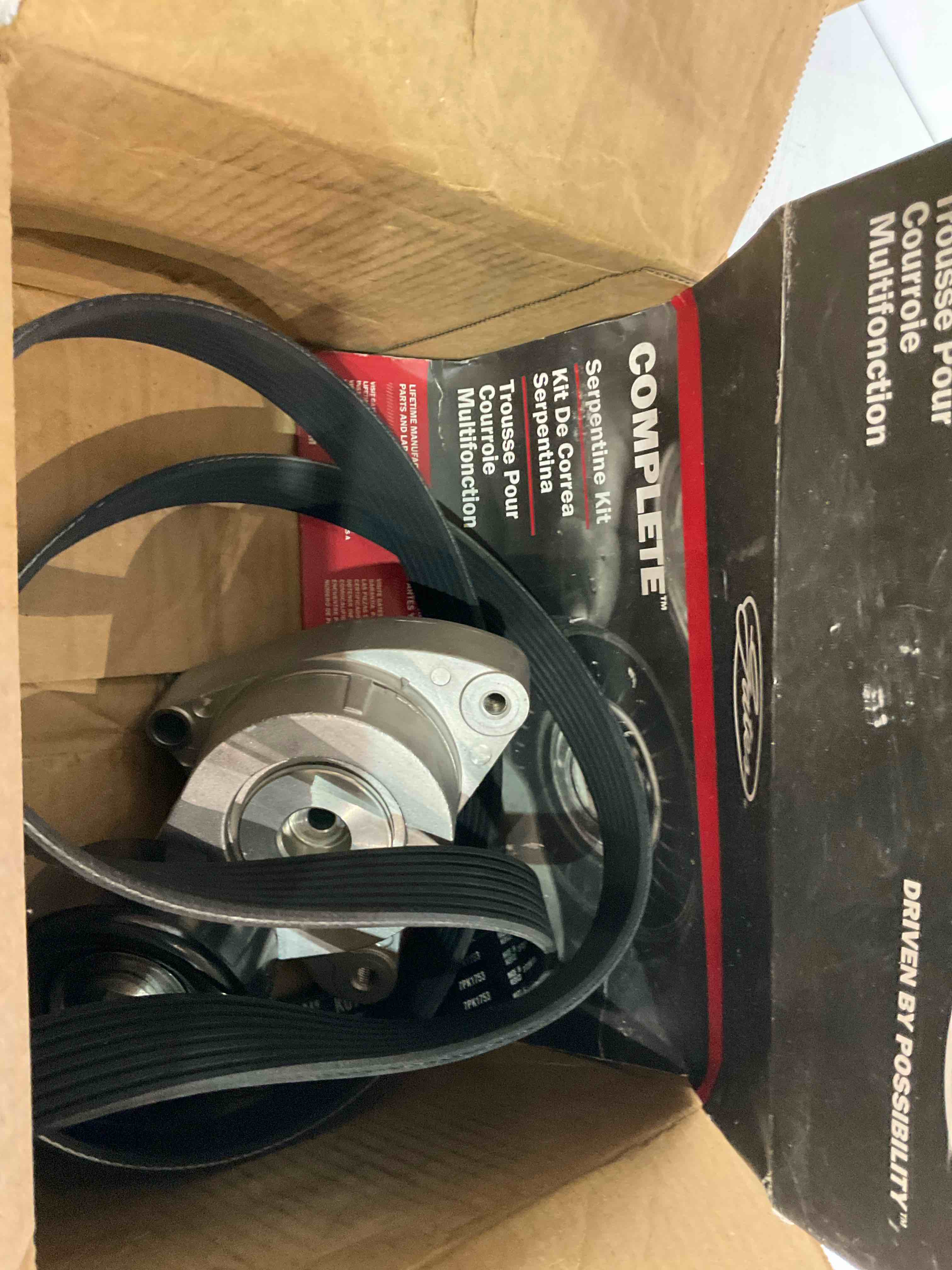 https://s3.amazonaws.com/lotting-images-prod/BargainHunt/EXS01572904_1719919598164.jpeg