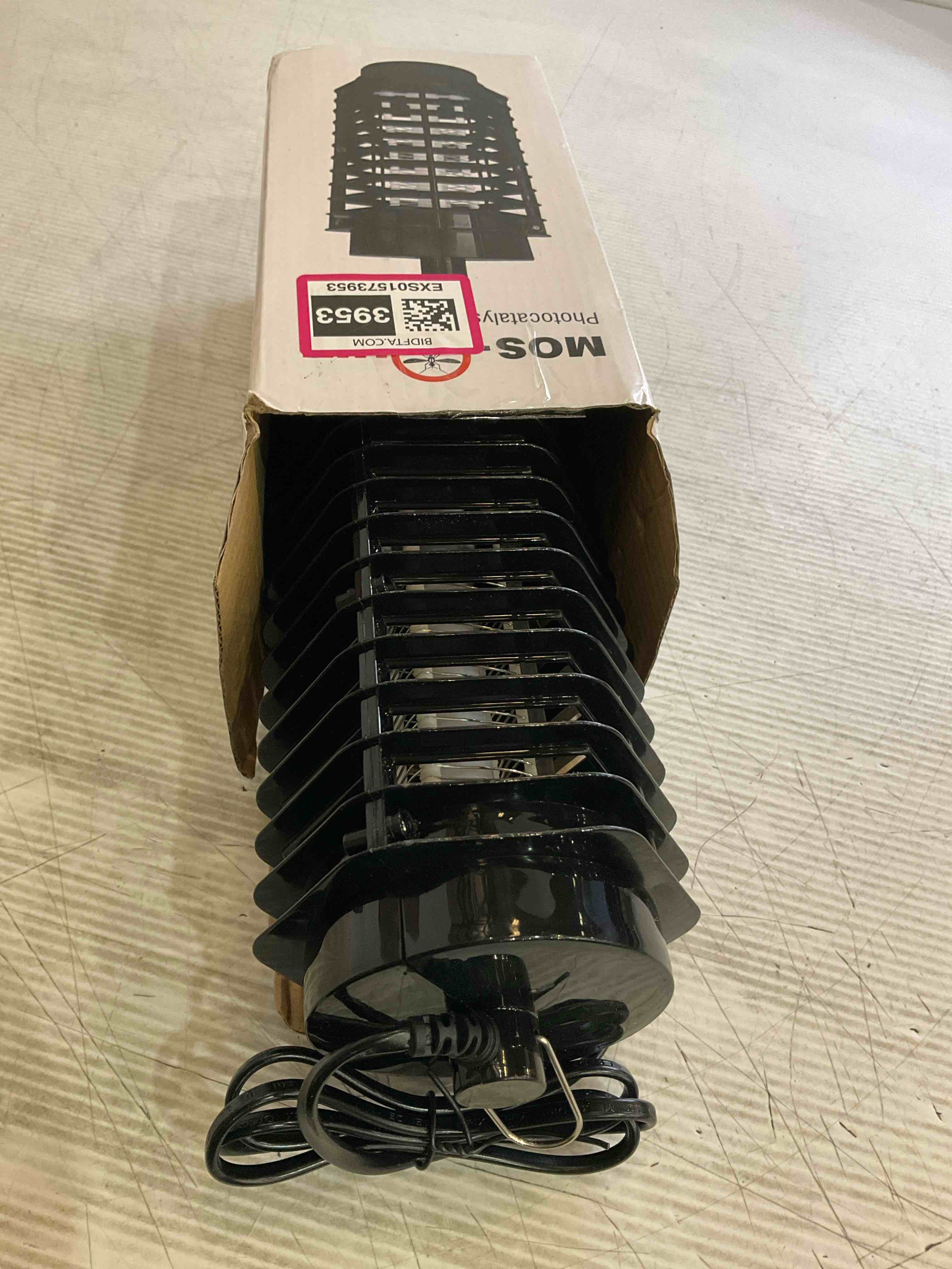 https://s3.amazonaws.com/lotting-images-prod/BargainHunt/EXS01573953_1719928678384.jpeg