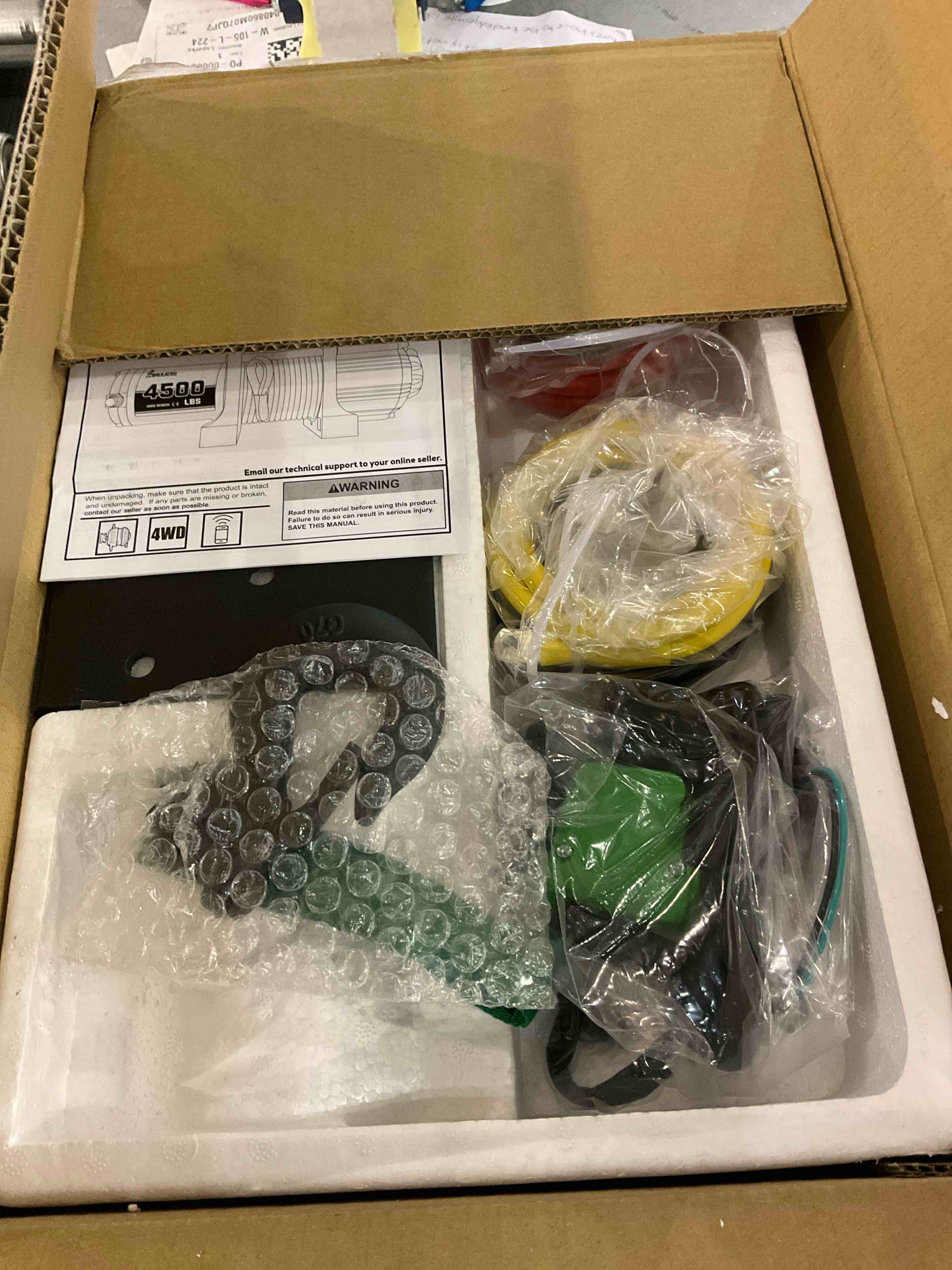 https://s3.amazonaws.com/lotting-images-prod/BargainHunt/EXS01573970_1719575137634.jpeg