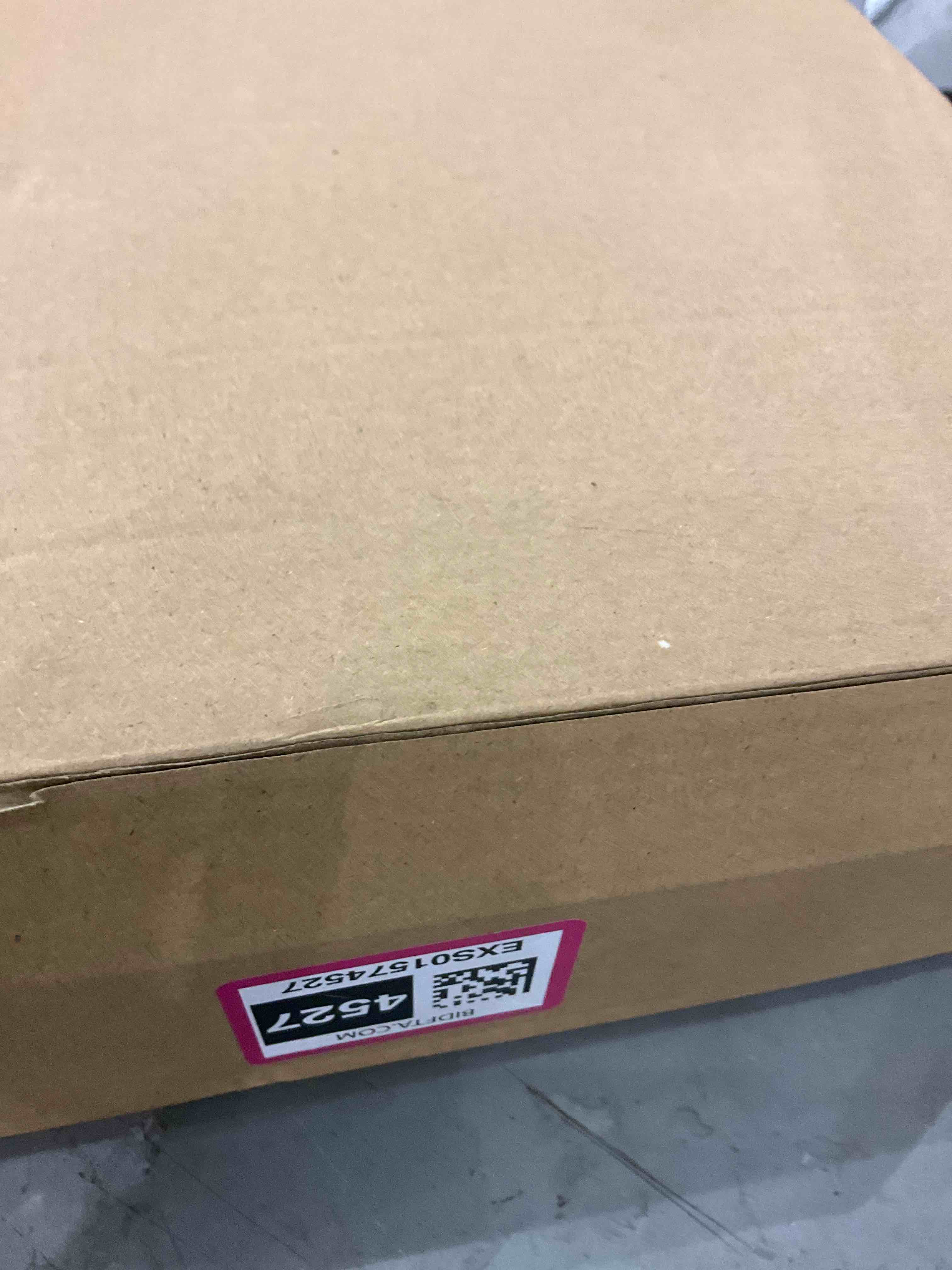https://s3.amazonaws.com/lotting-images-prod/BargainHunt/EXS01574527_1719402637860.jpeg