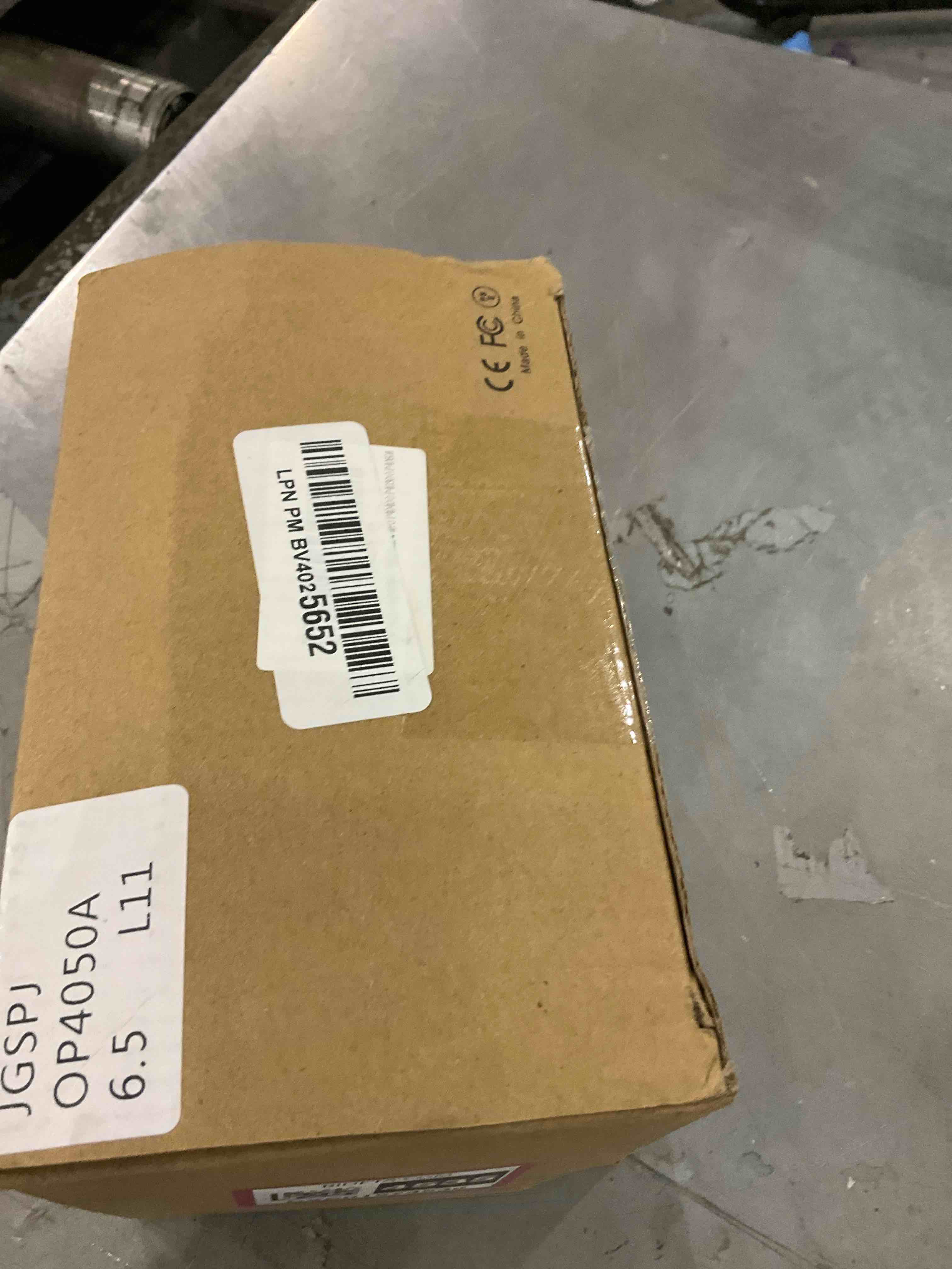 https://s3.amazonaws.com/lotting-images-prod/BargainHunt/EXS01574535_1719402612940.jpeg