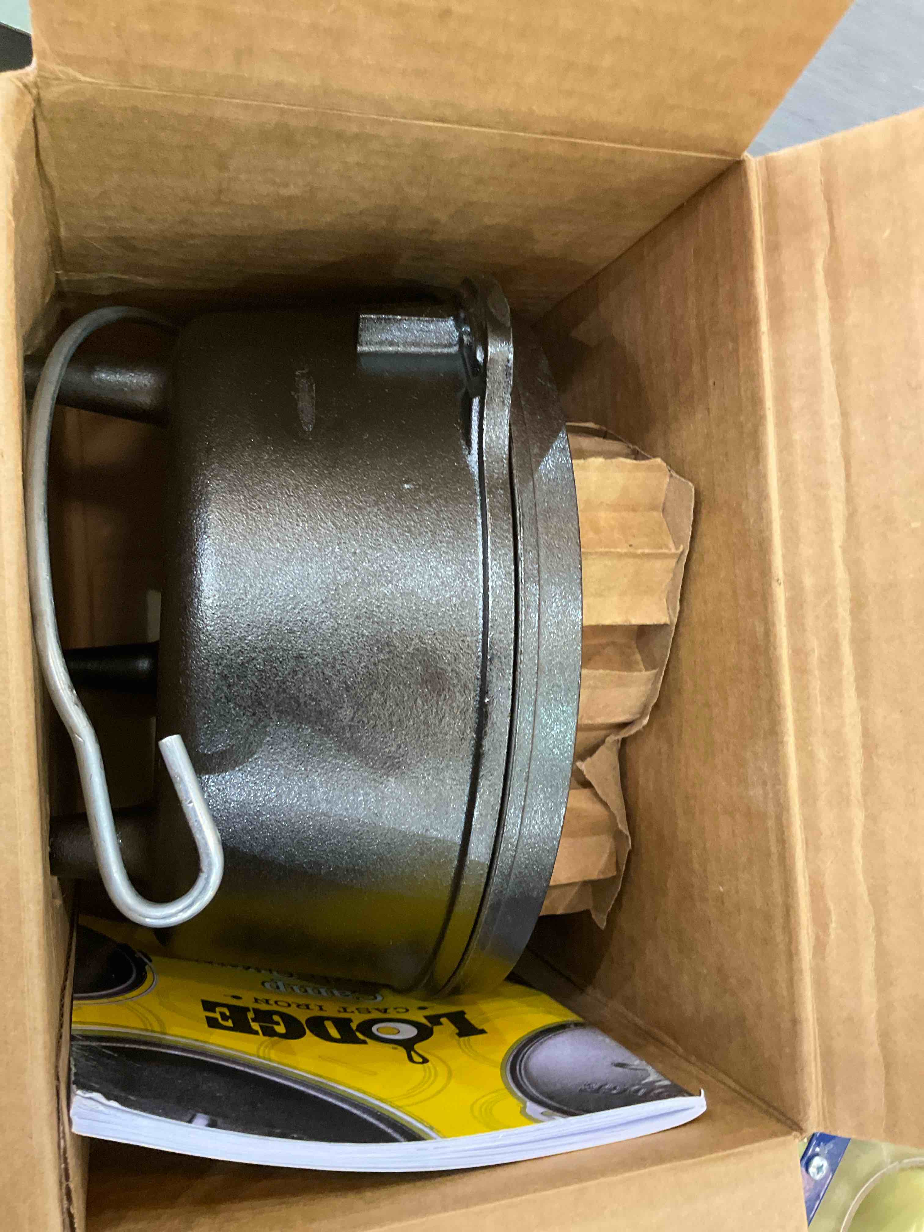 https://s3.amazonaws.com/lotting-images-prod/BargainHunt/EXS01575048_1717082771620.jpeg