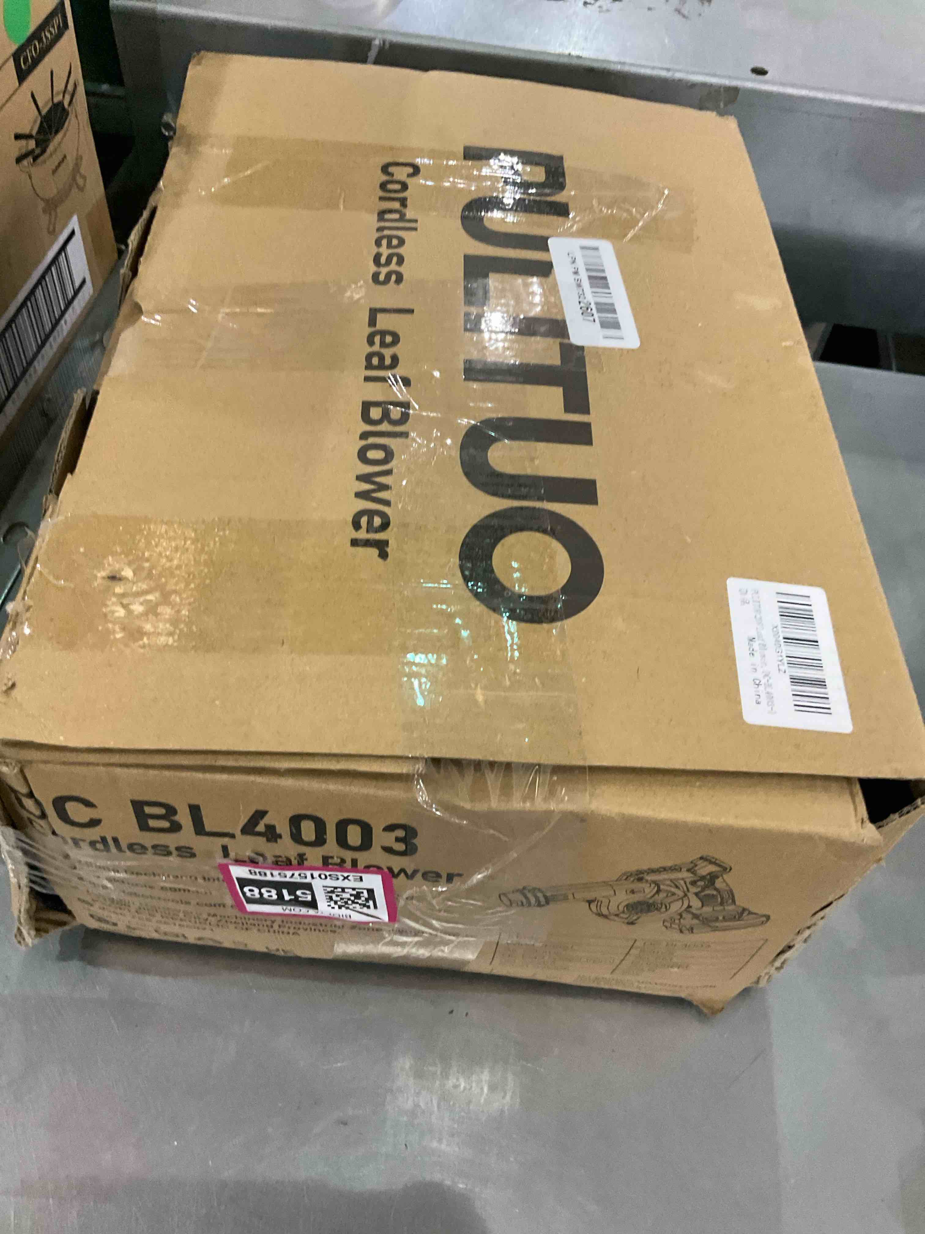 https://s3.amazonaws.com/lotting-images-prod/BargainHunt/EXS01575188_1716983819225.jpeg