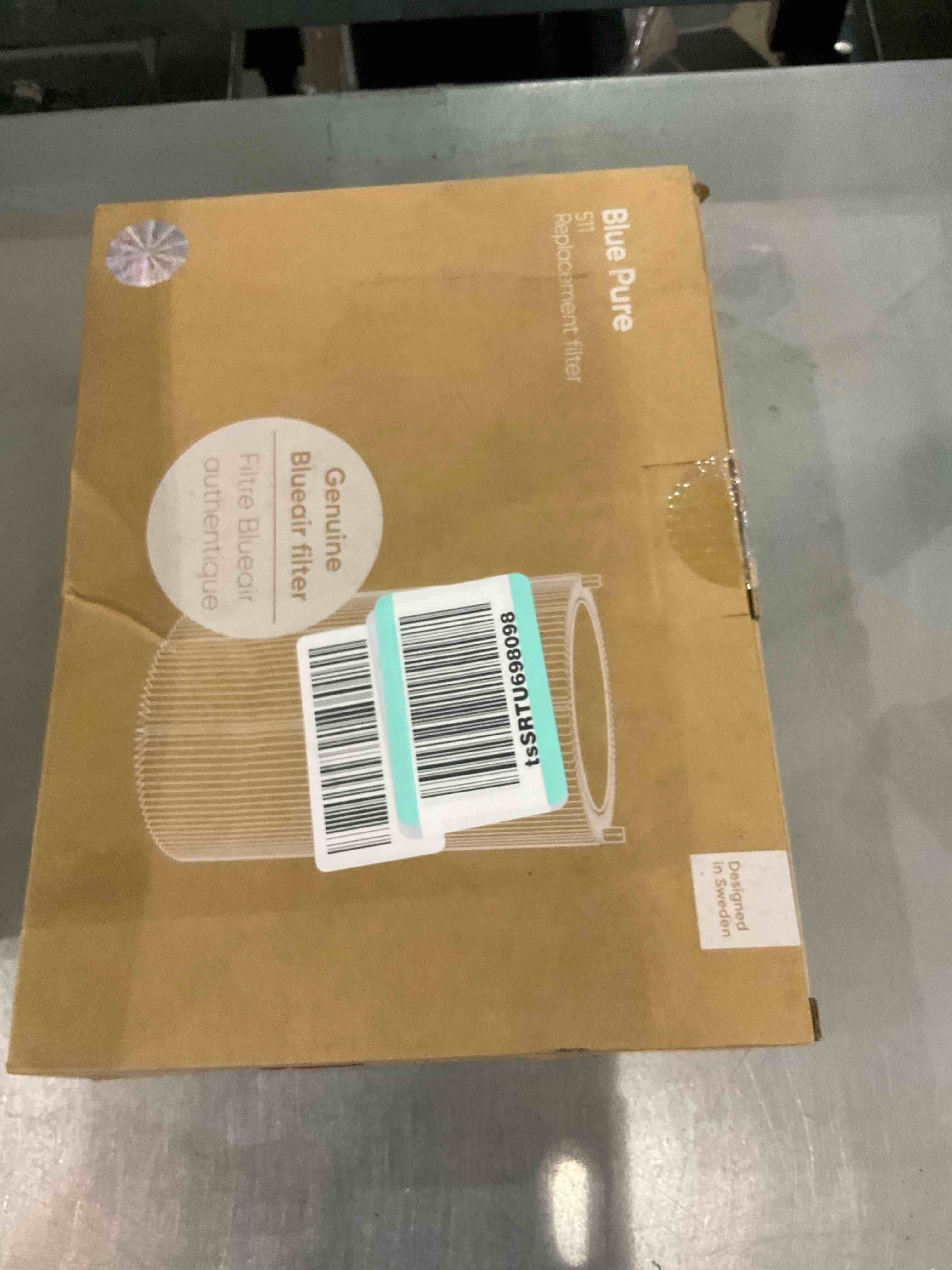 https://s3.amazonaws.com/lotting-images-prod/BargainHunt/EXS01575200_1716983718520.jpeg