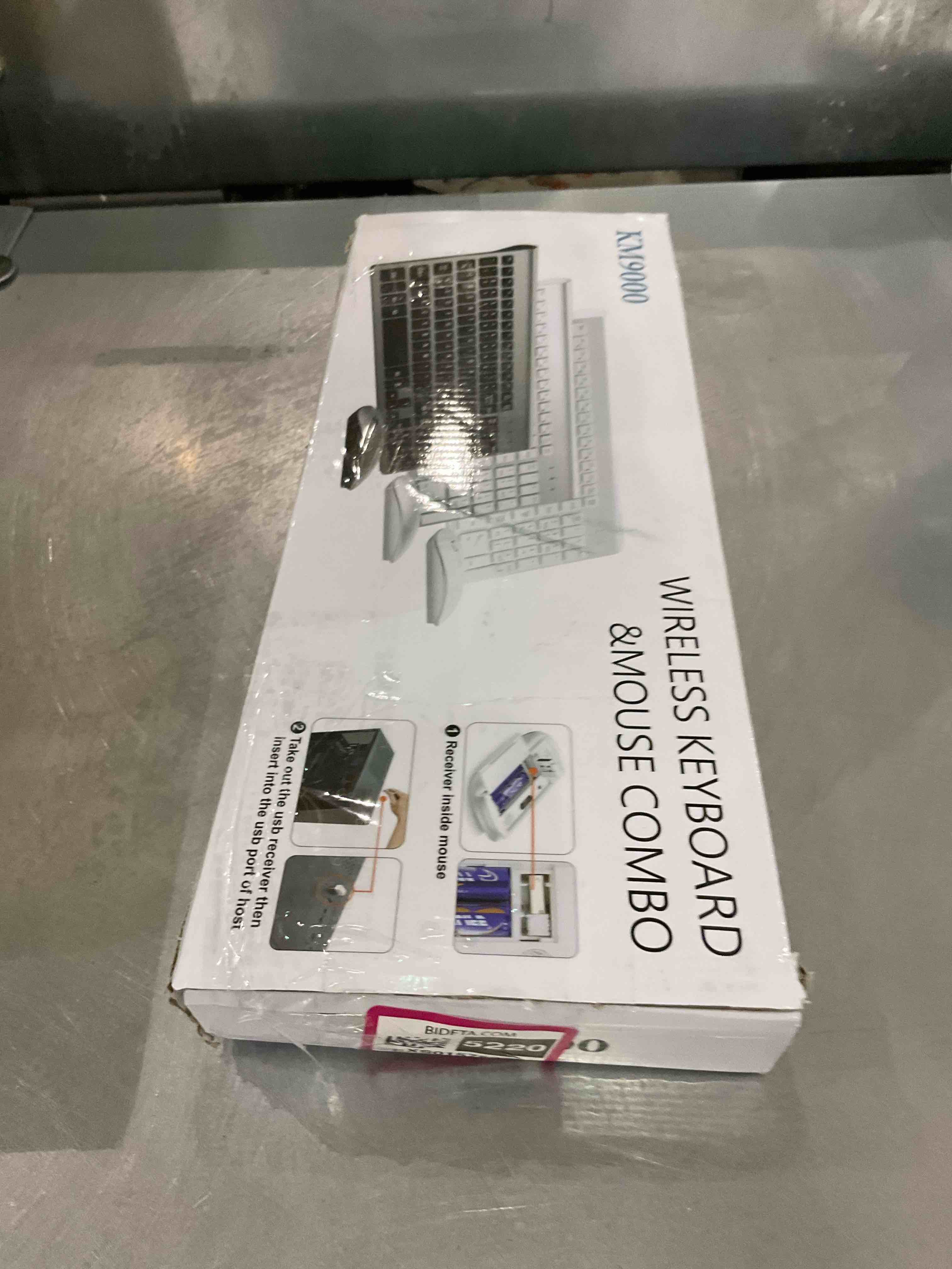 https://s3.amazonaws.com/lotting-images-prod/BargainHunt/EXS01575220_1716981261900.jpeg