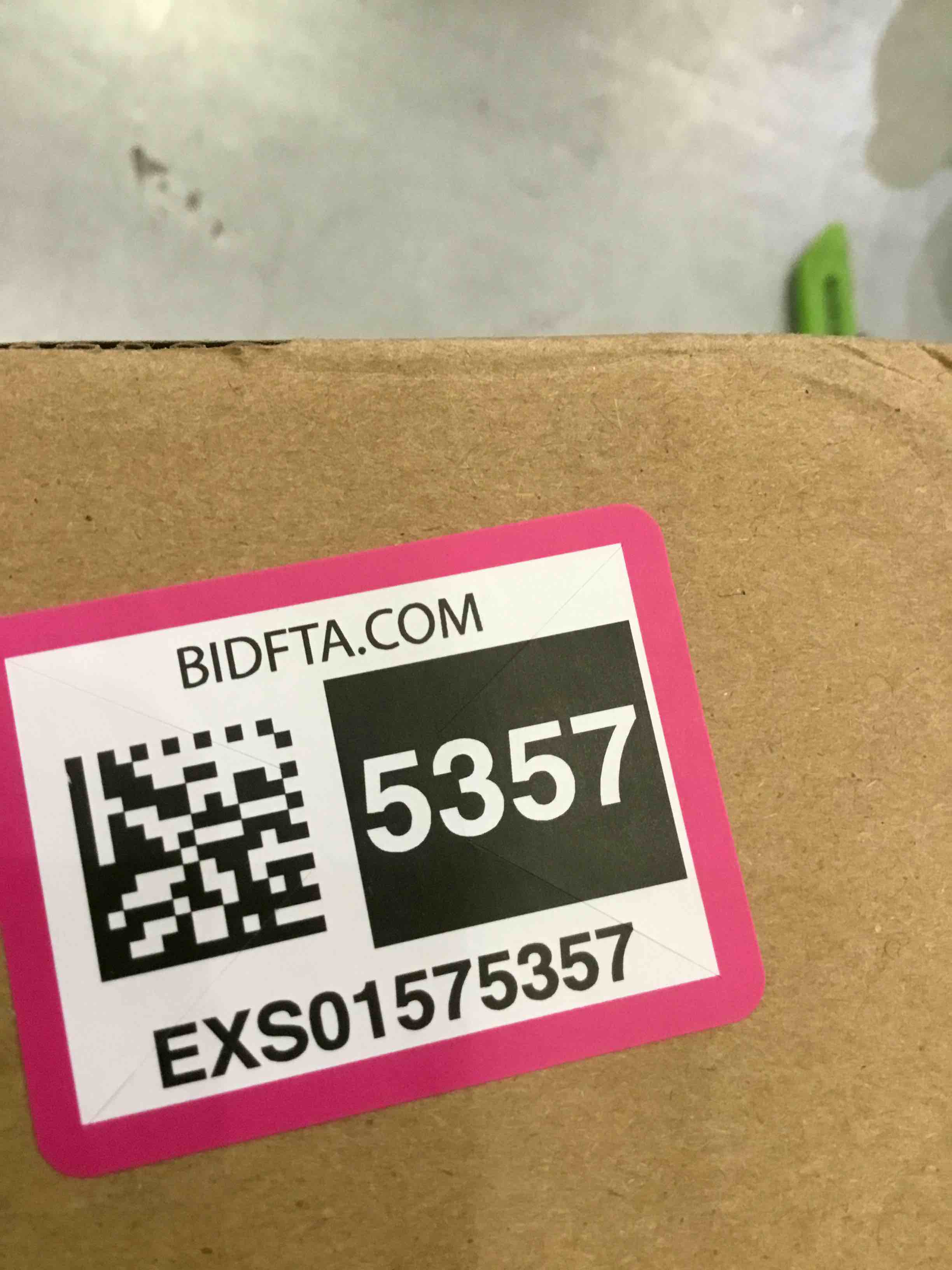https://s3.amazonaws.com/lotting-images-prod/BargainHunt/EXS01575357_1717423357197.jpeg