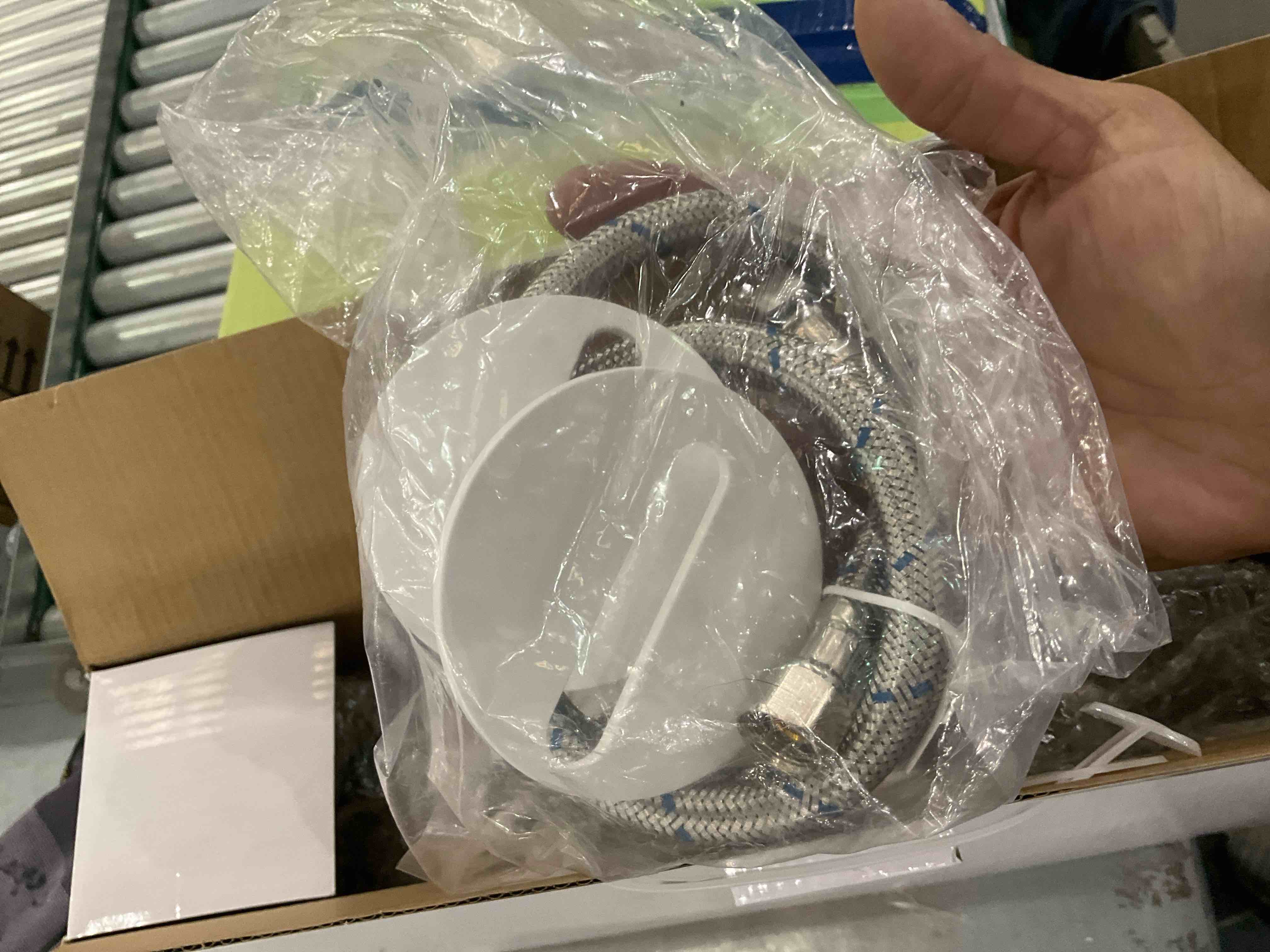 https://s3.amazonaws.com/lotting-images-prod/BargainHunt/EXS01575684_1718285251382.jpeg