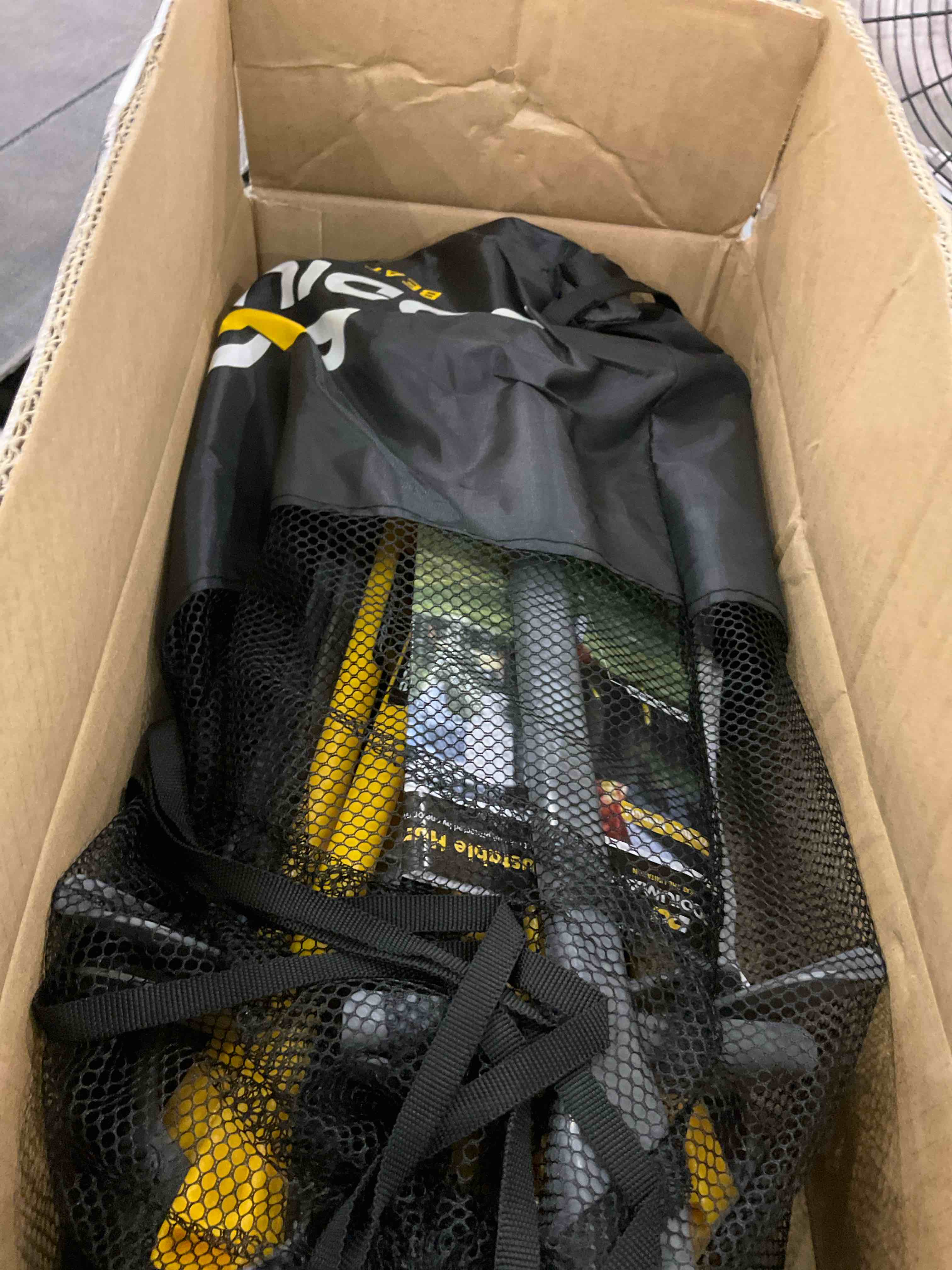 https://s3.amazonaws.com/lotting-images-prod/BargainHunt/EXS01575752_1719402110473.jpeg