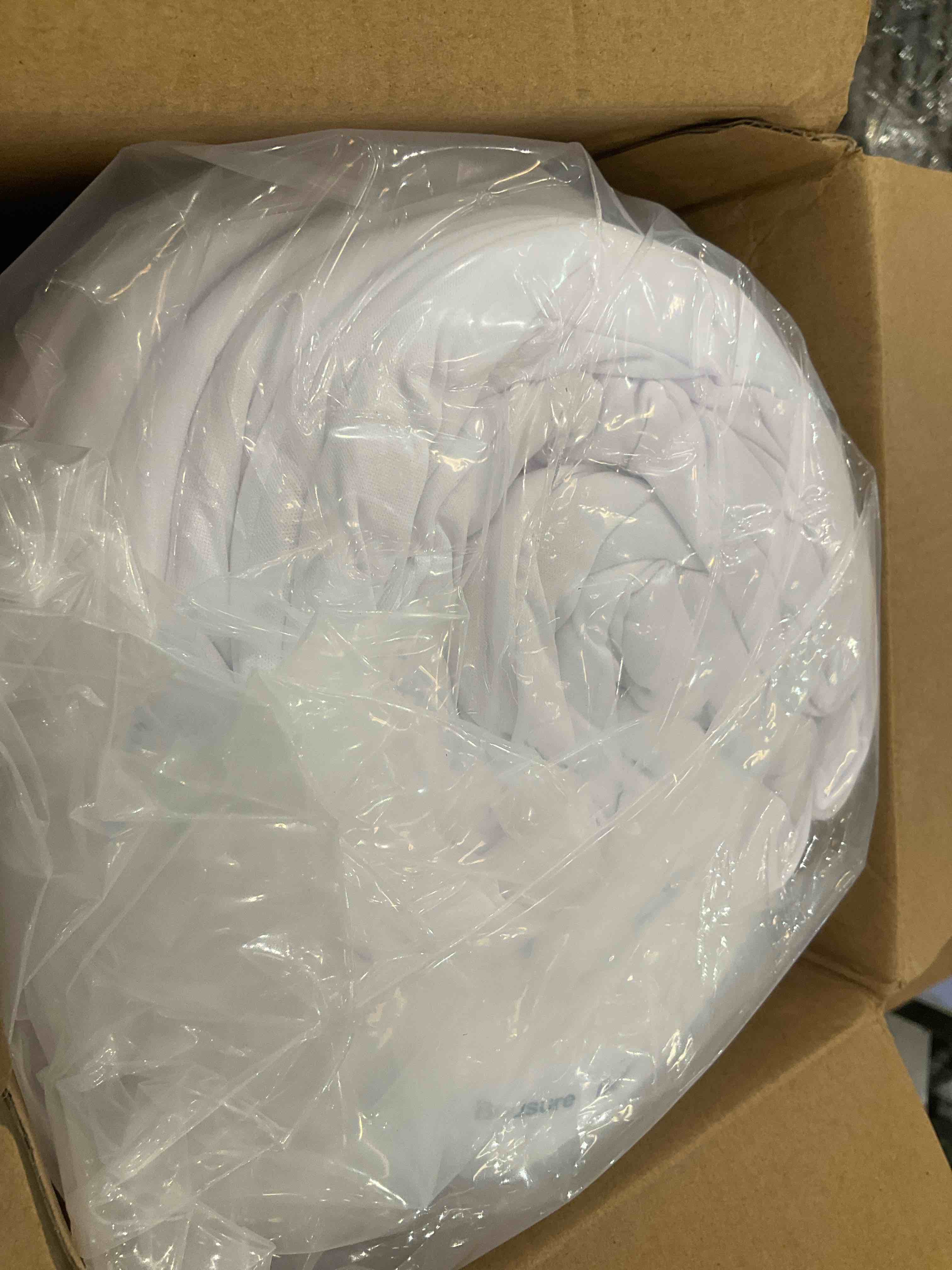 https://s3.amazonaws.com/lotting-images-prod/BargainHunt/EXS01575773_1719340503001.jpeg