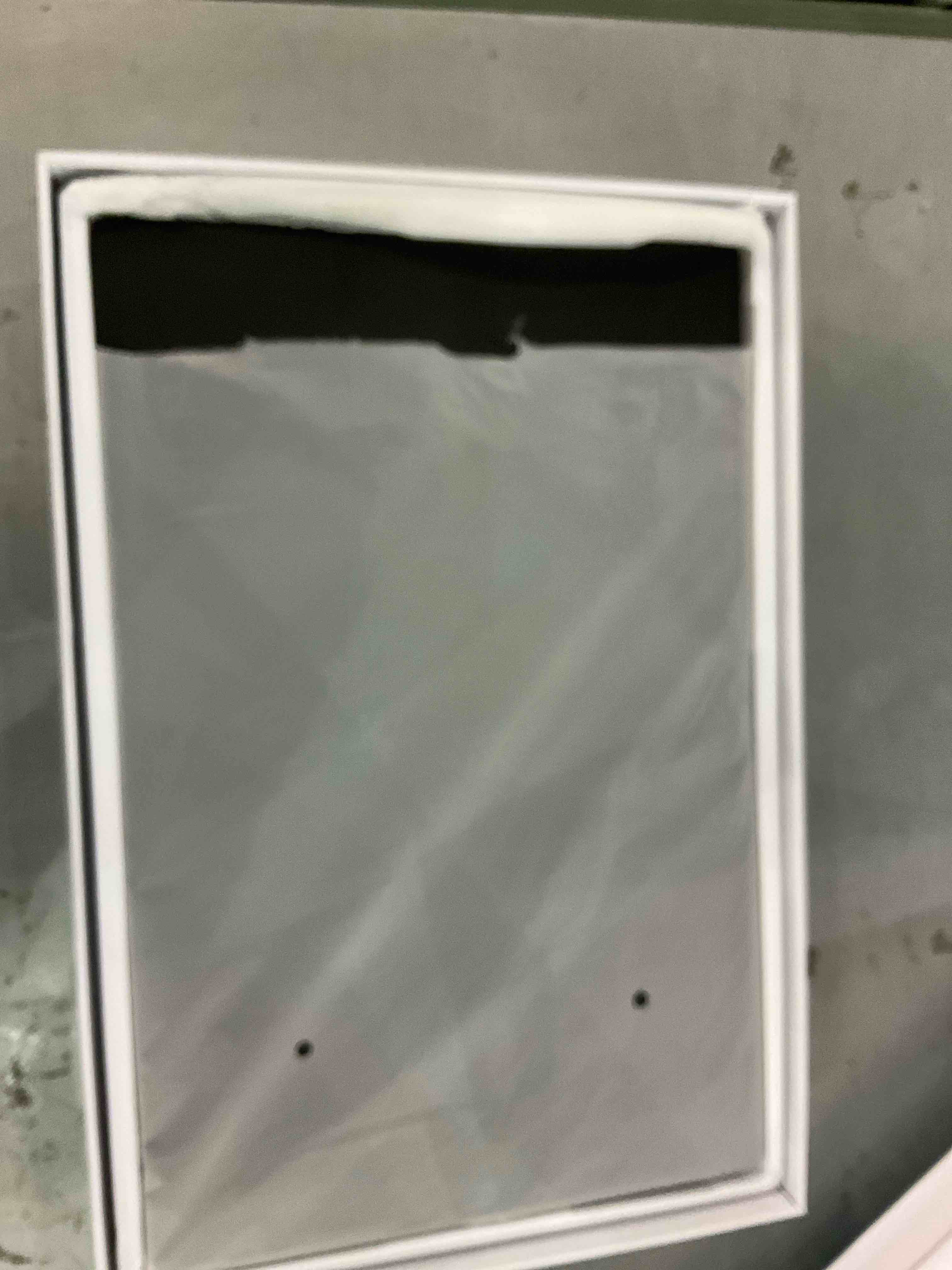 https://s3.amazonaws.com/lotting-images-prod/BargainHunt/EXS01575907_1719574511678.jpeg