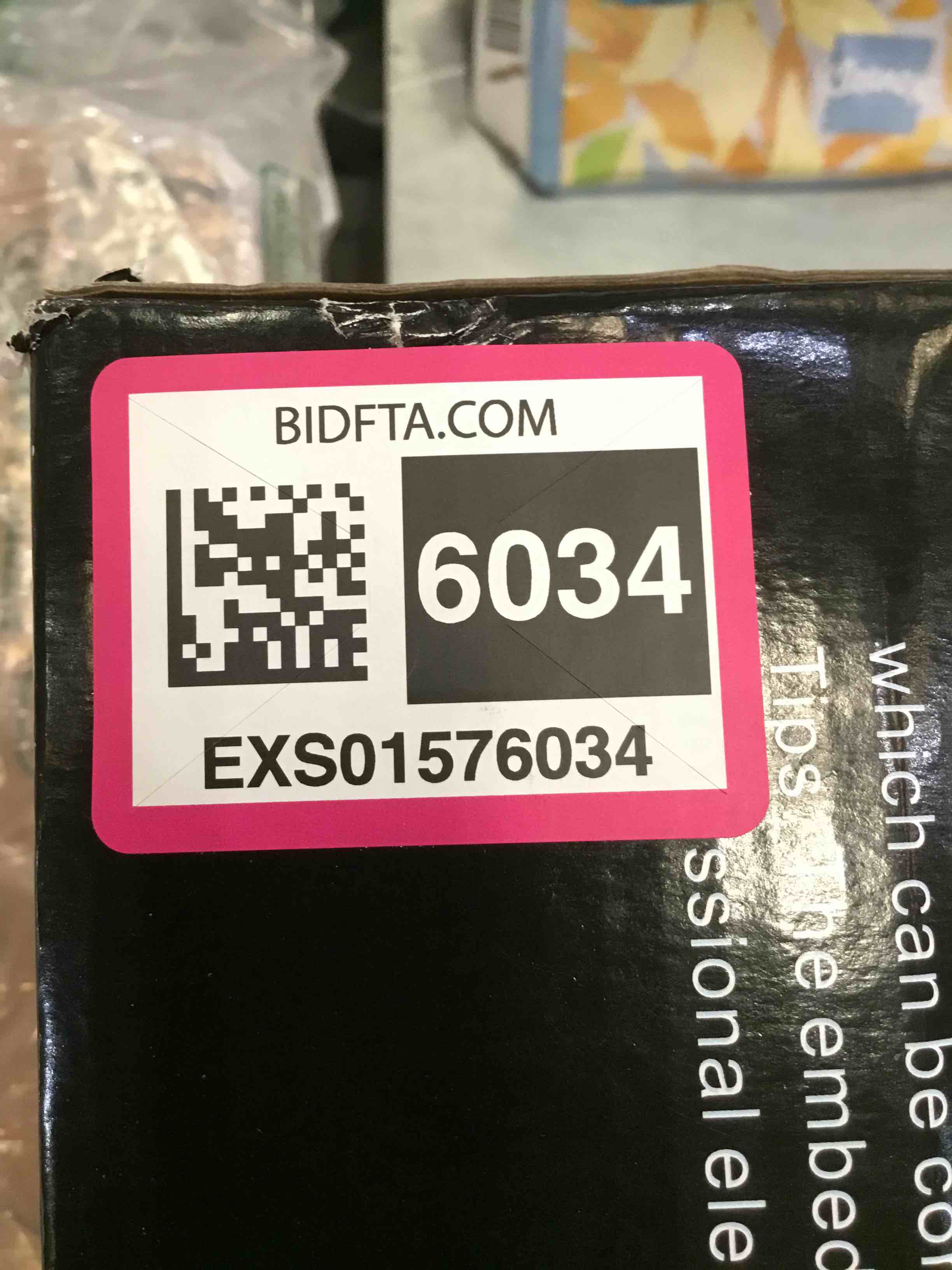 https://s3.amazonaws.com/lotting-images-prod/BargainHunt/EXS01576034_1717004149760.jpeg