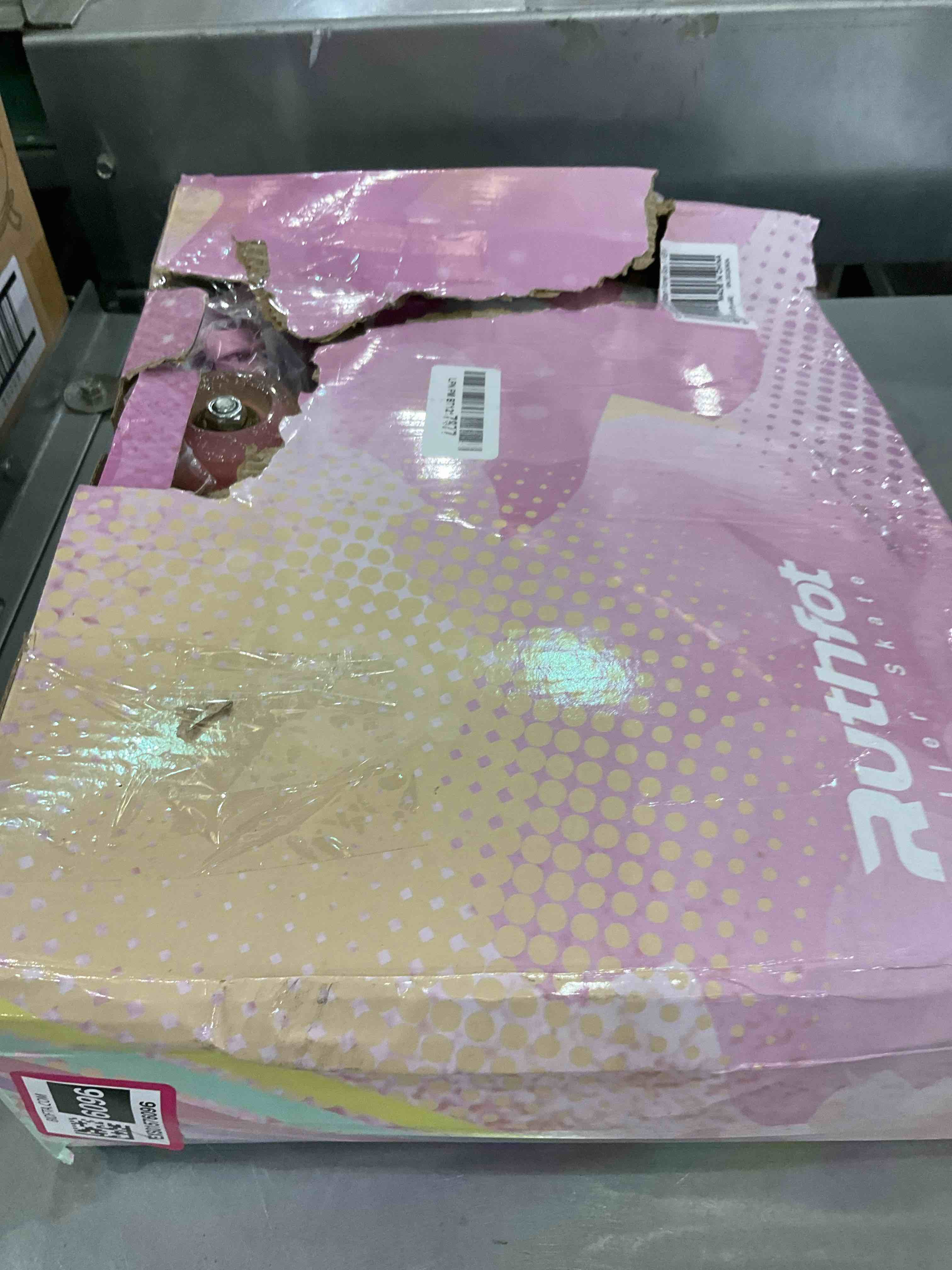 https://s3.amazonaws.com/lotting-images-prod/BargainHunt/EXS01576096_1716921731997.jpeg