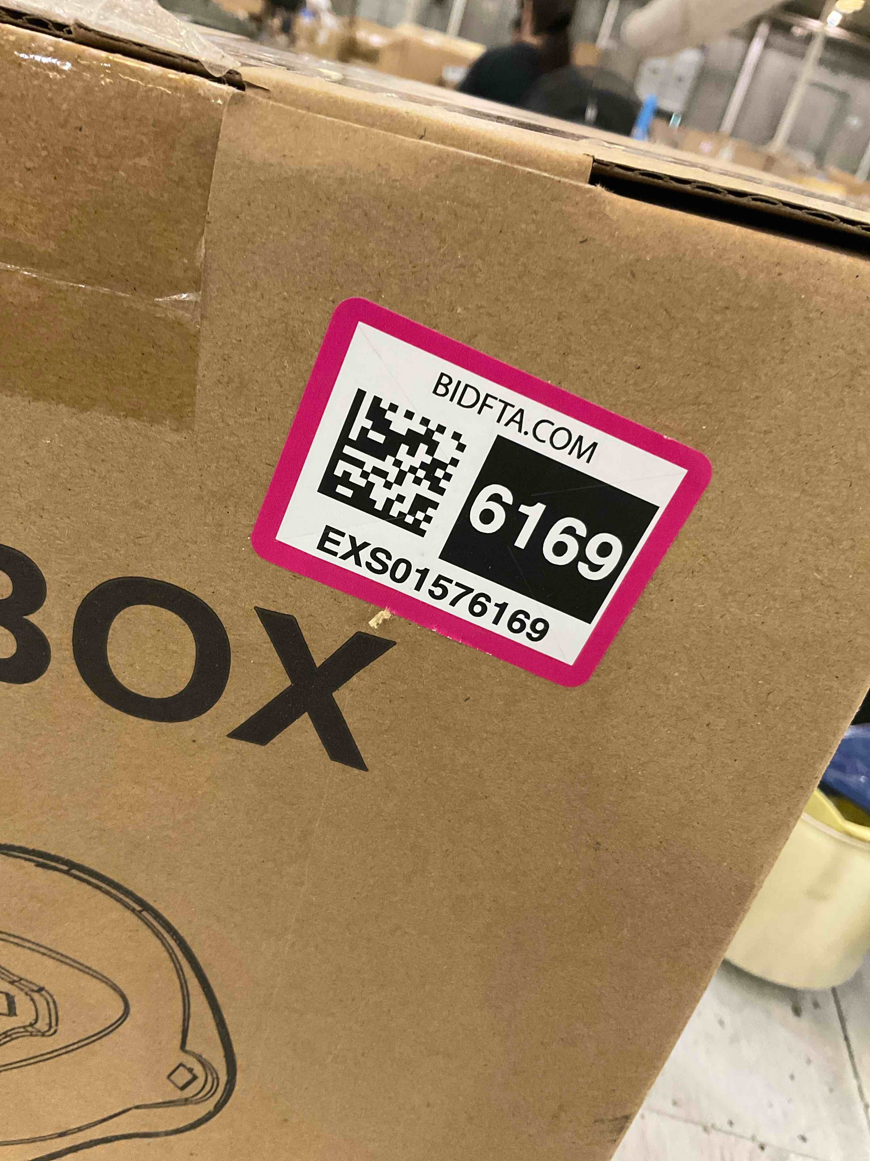 https://s3.amazonaws.com/lotting-images-prod/BargainHunt/EXS01576169_1717177946416.jpeg