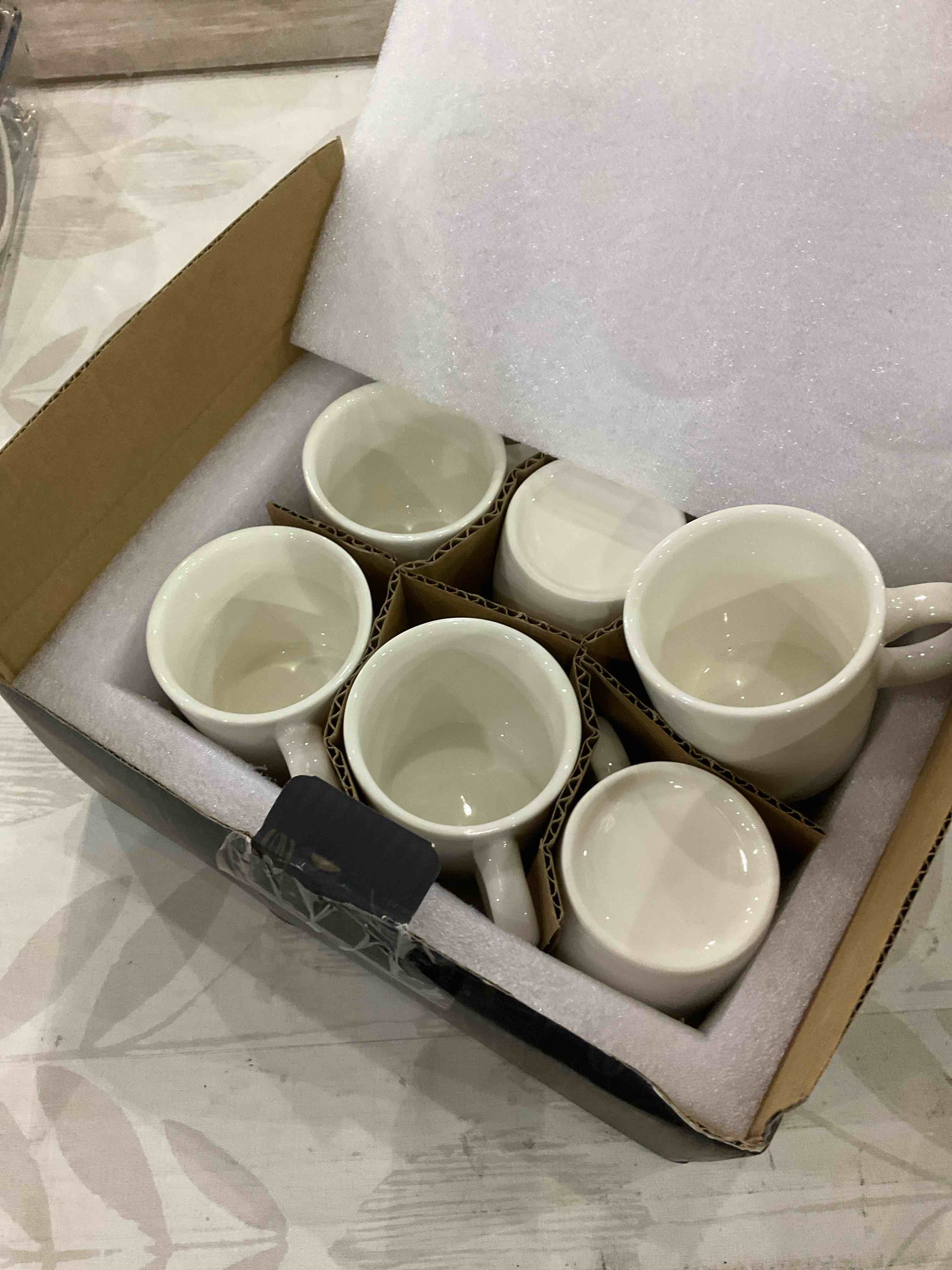 https://s3.amazonaws.com/lotting-images-prod/BargainHunt/EXS01576288_1718192055943.jpeg