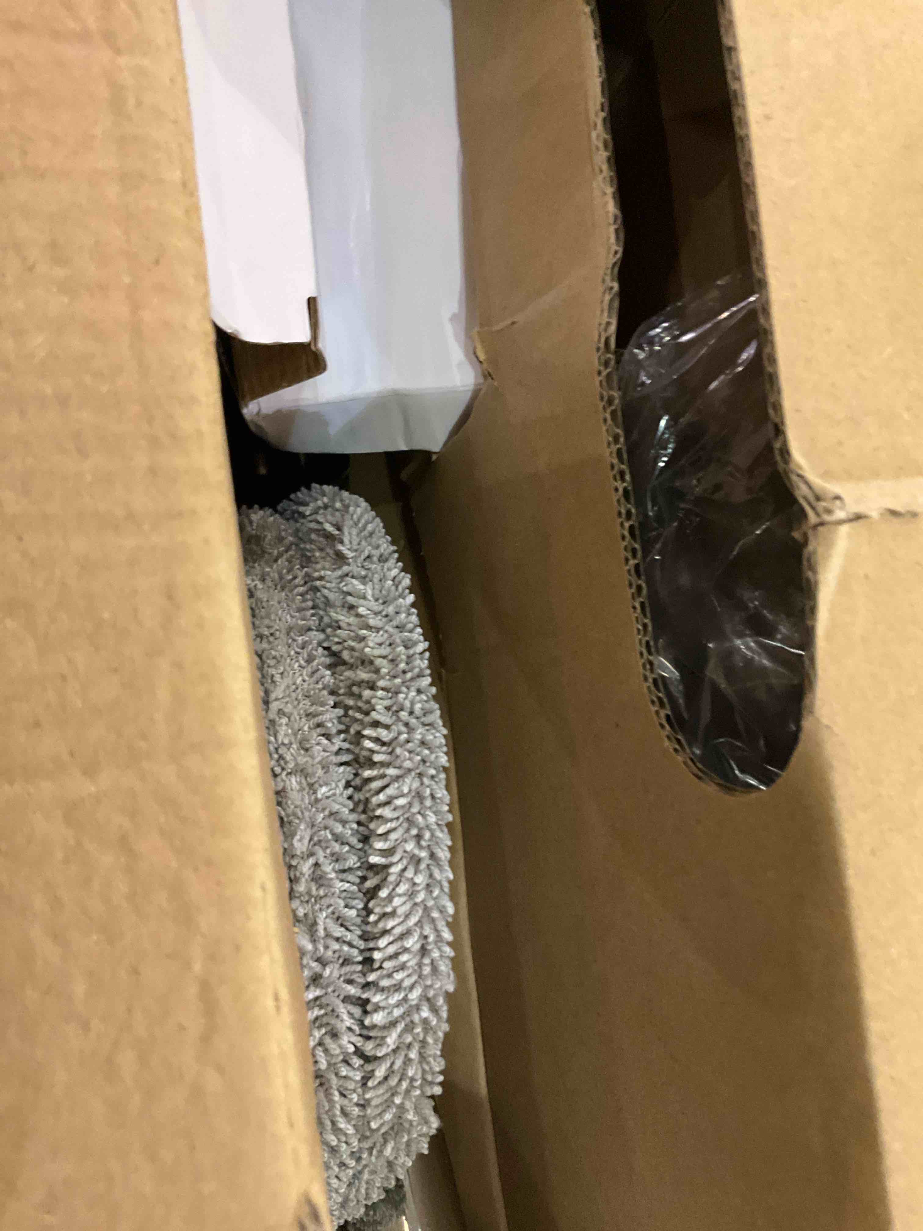 https://s3.amazonaws.com/lotting-images-prod/BargainHunt/EXS01576334_1718112327788.jpeg