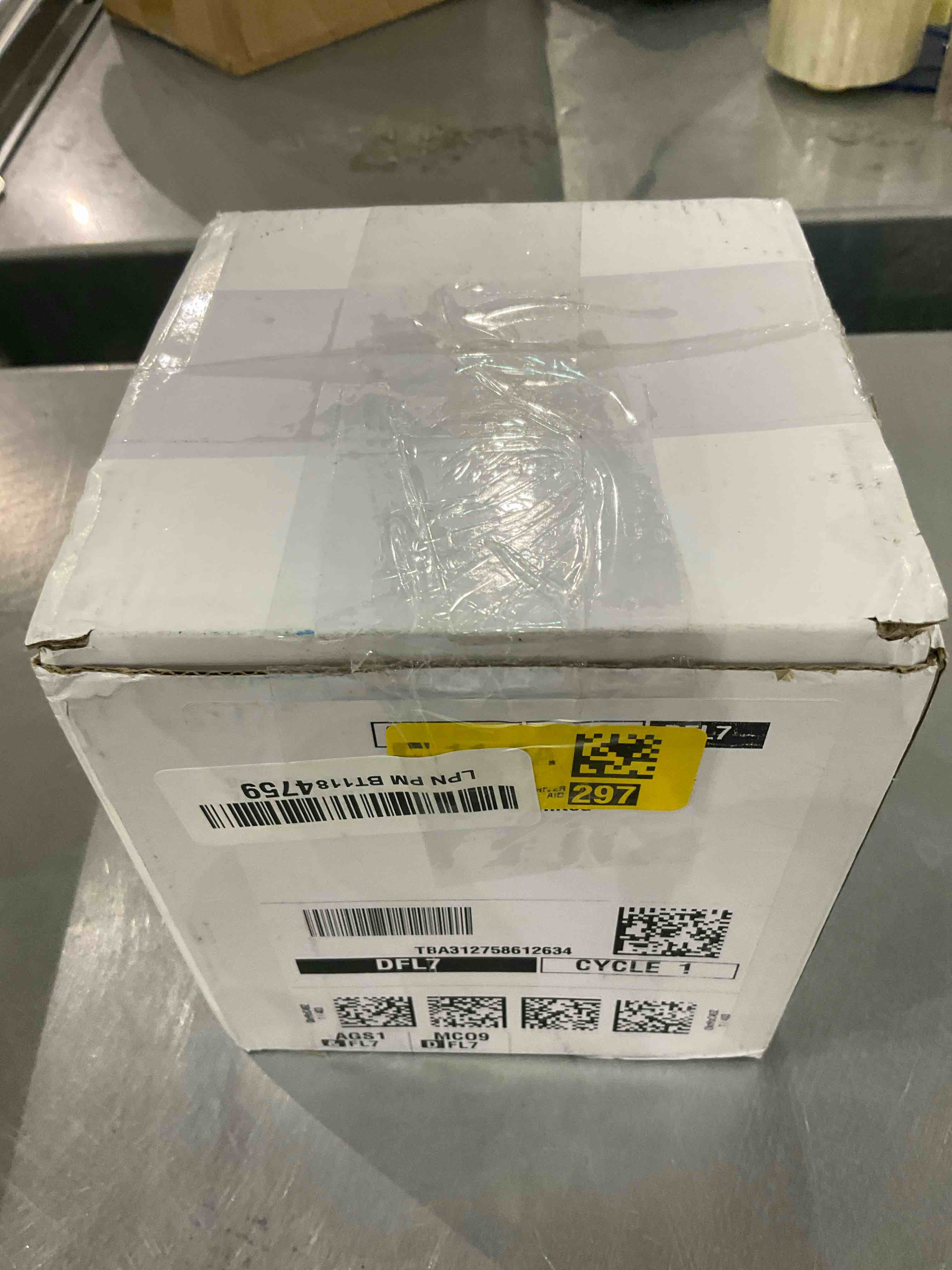 https://s3.amazonaws.com/lotting-images-prod/BargainHunt/EXS01576573_1716463743932.jpeg